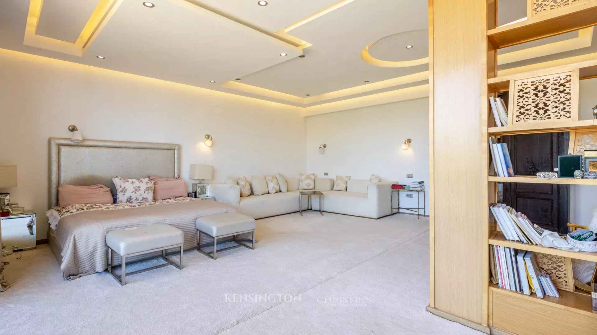 4 Bedroom Villa/Townhouse's Image 47