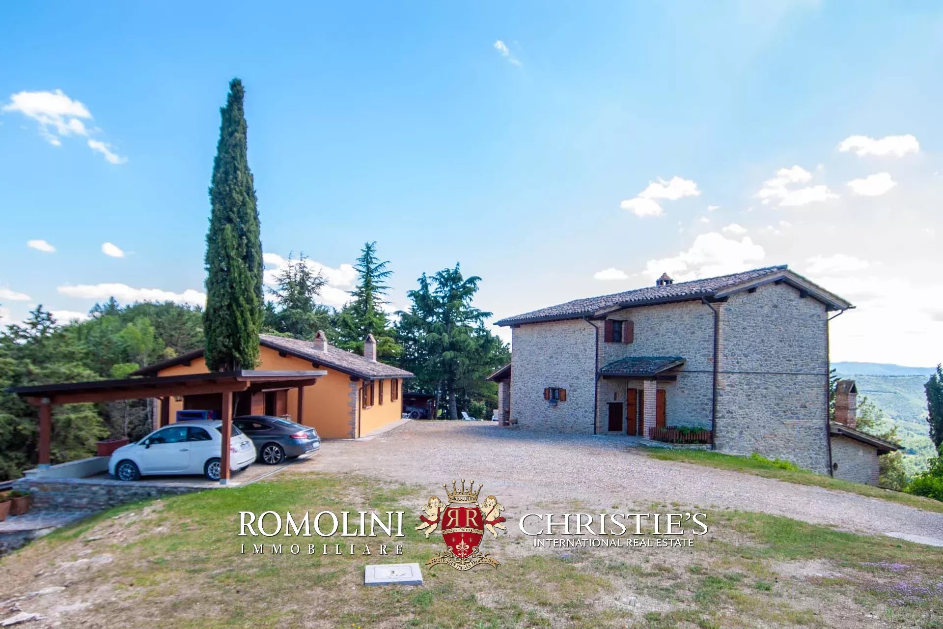 4 Bedroom Villa/Townhouse's Image 9