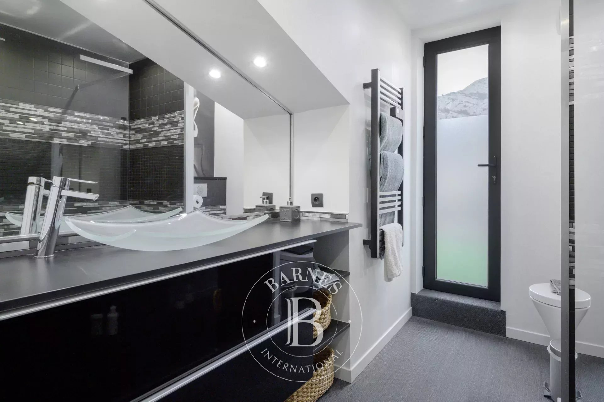 Ev Marseille 8ème - picture 9