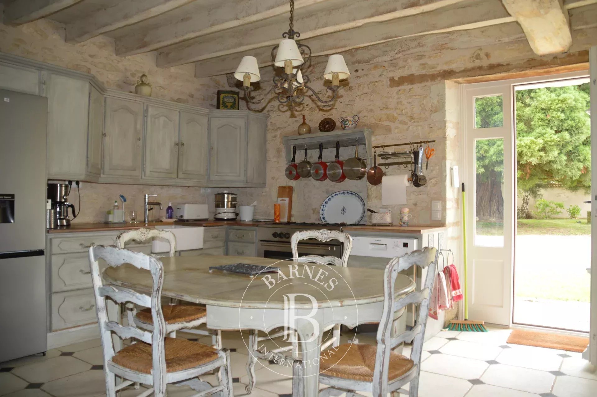 Loudun  - Maison de village 10 Pi&egrave;ces 5 Chambres - picture 16