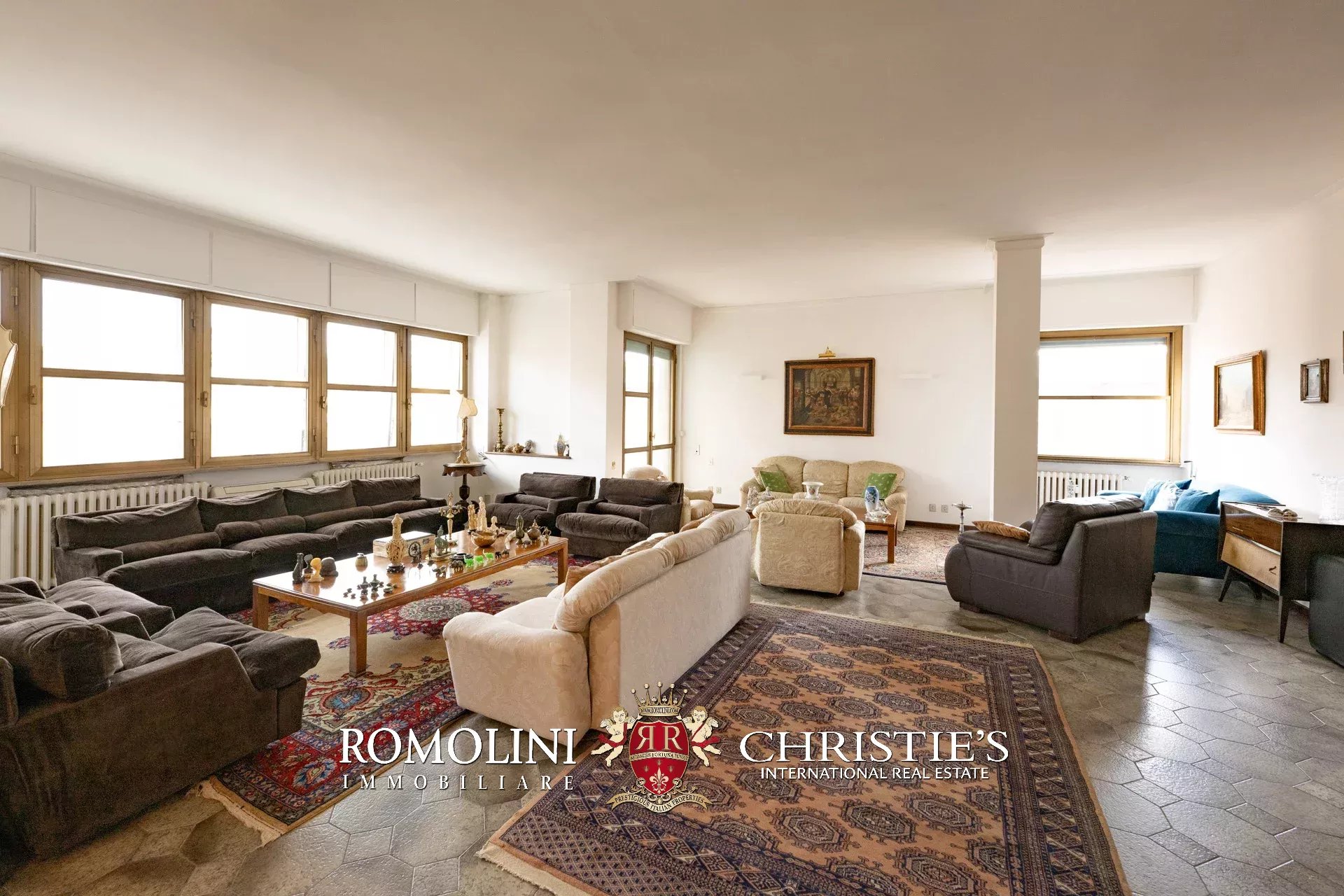 4 Bedroom Apartment/Flat's Image 5