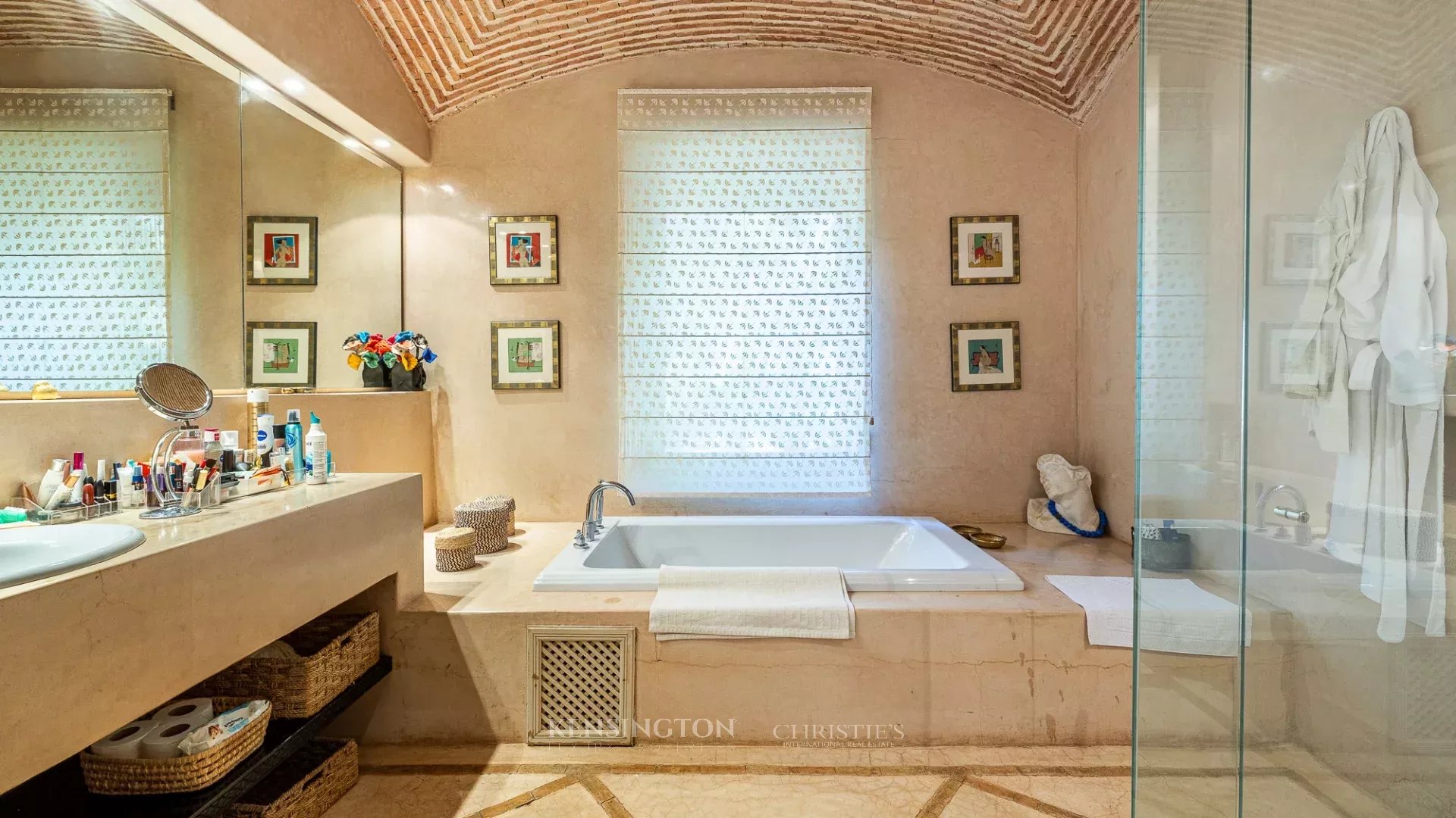 6 Bedroom Villa/Townhouse's Image 57