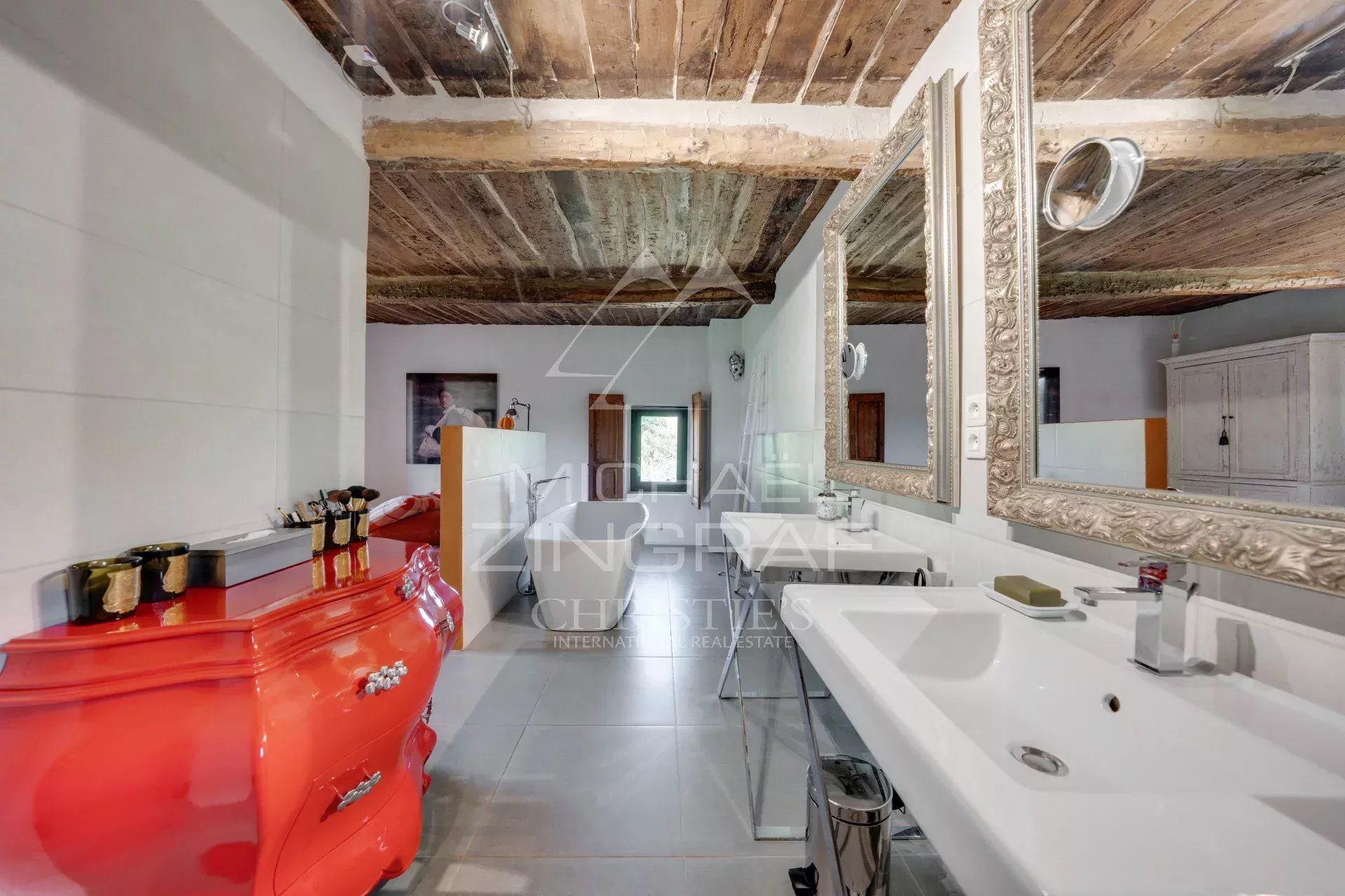 5 Bedroom Villa/Townhouse's Image 7