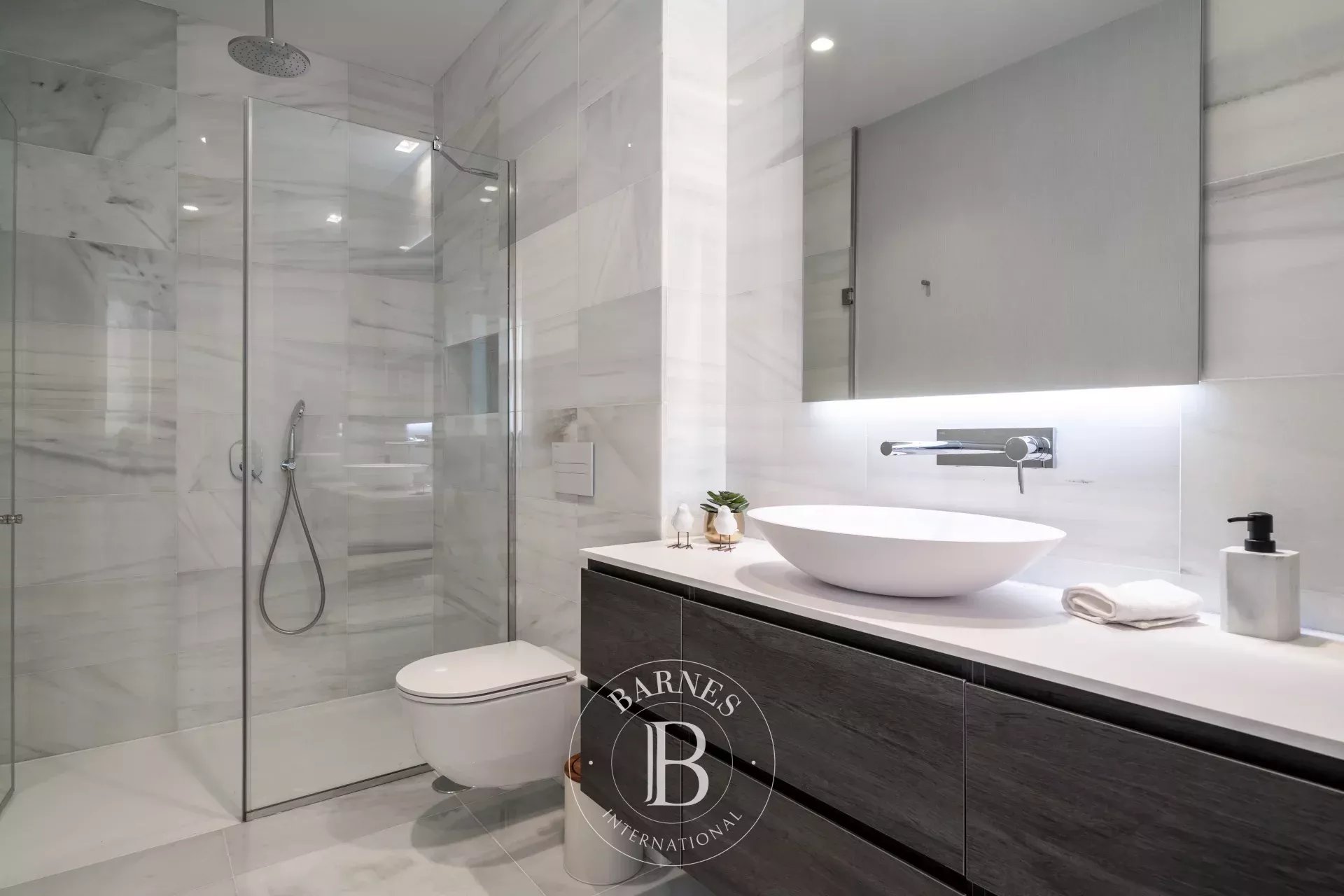 Daire Madrid - picture 15