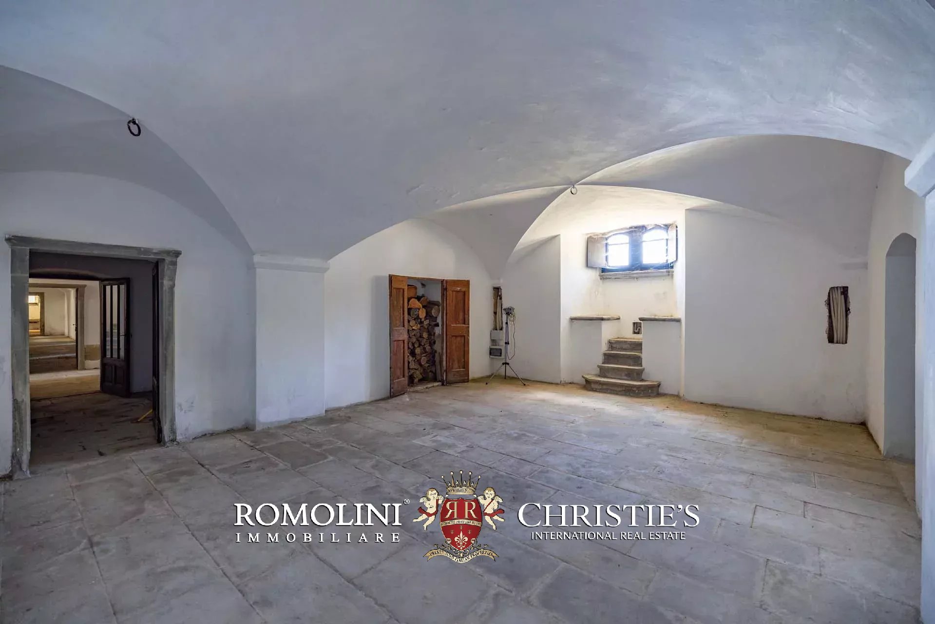 35 Bedroom Chateau's Image 84