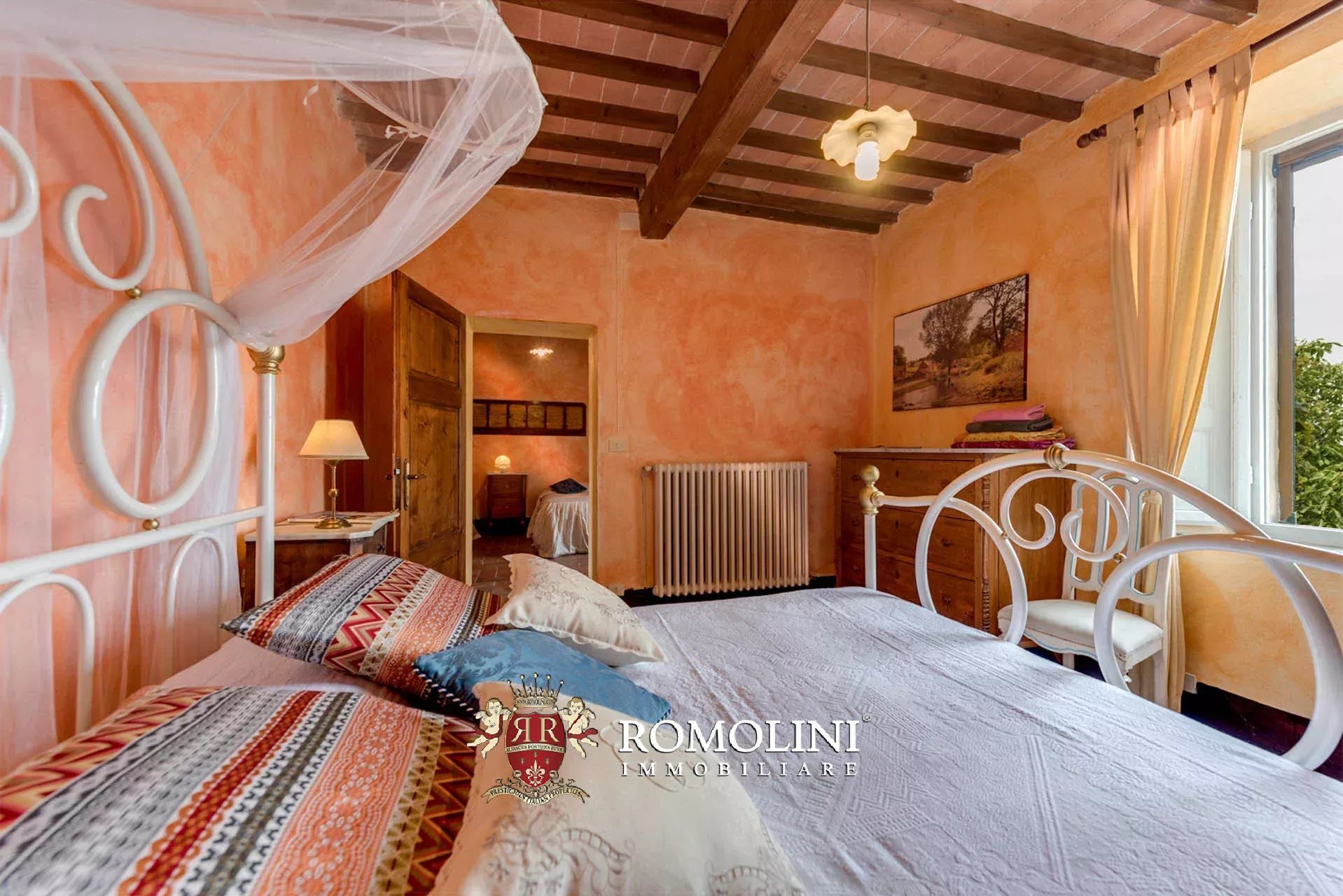 18 Bedroom Villa/Townhouse's Image 36
