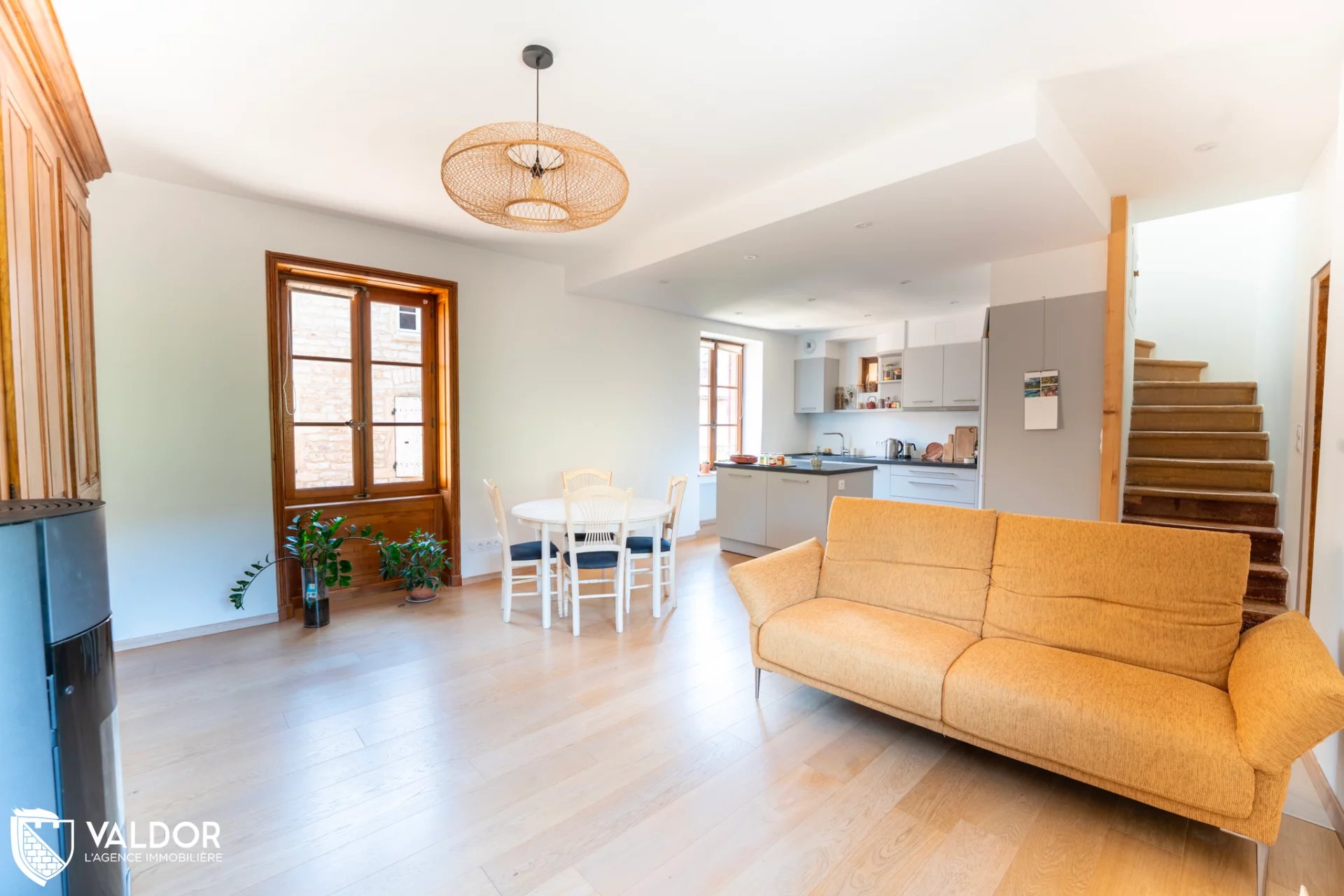 Charmante maison de village en plein coeur de Cogny