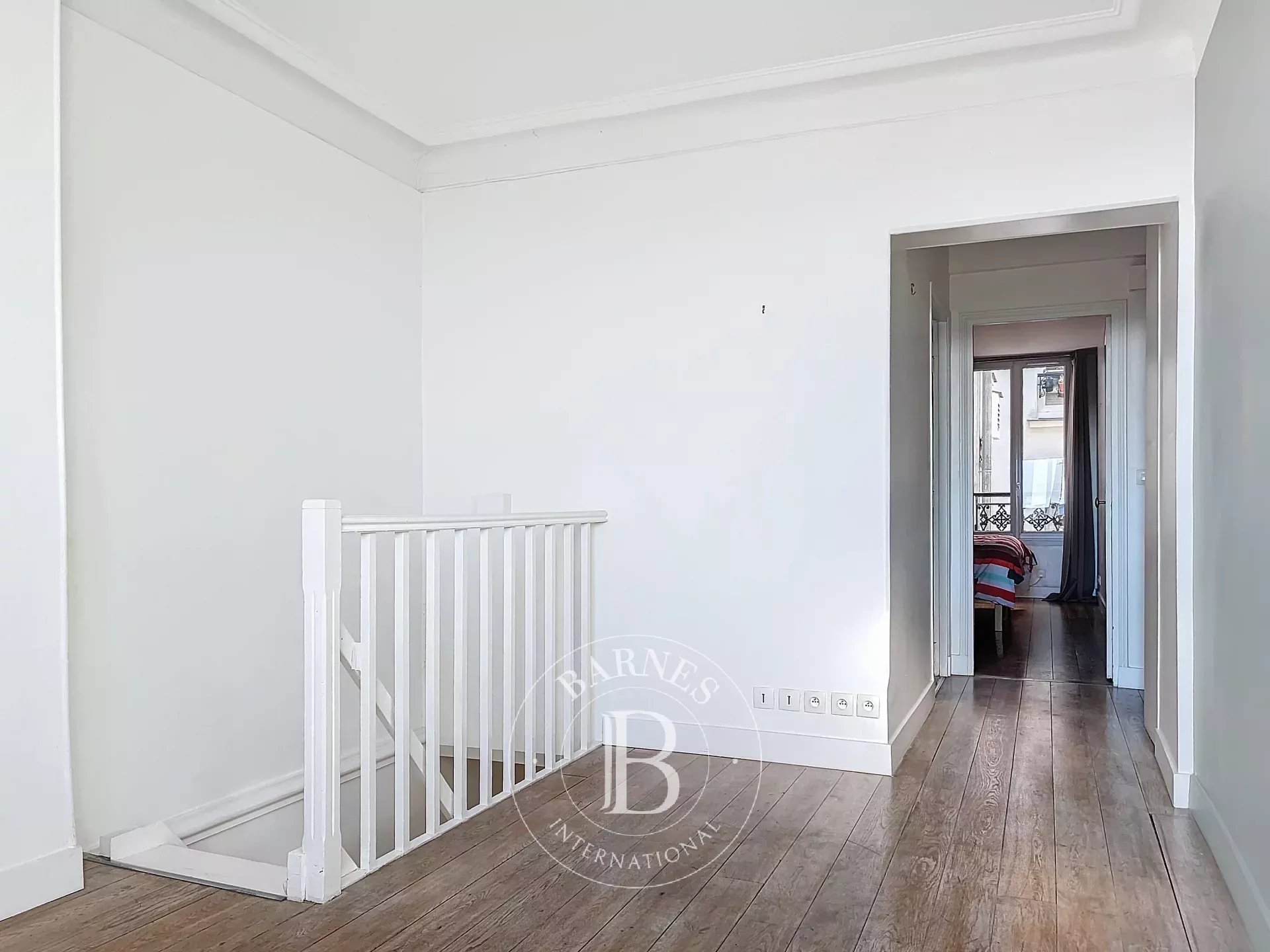 Daire Paris 18ème - picture 12