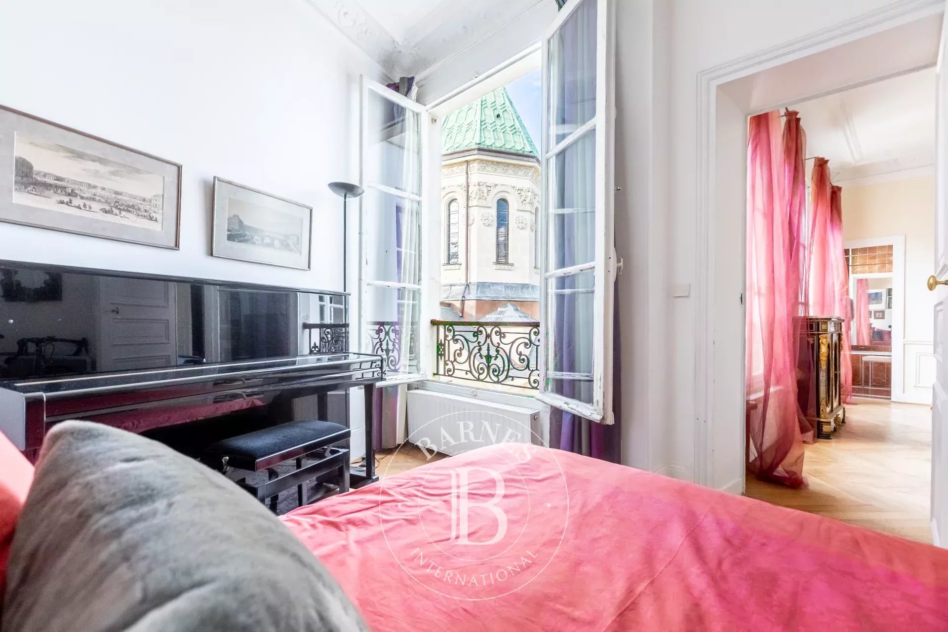 Daire Paris 8ème - picture 7