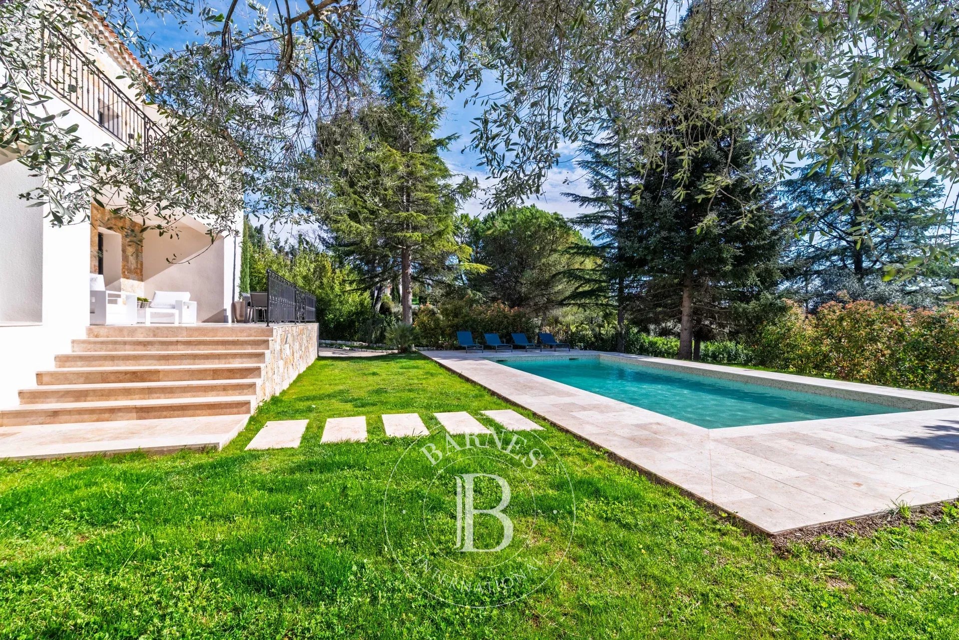 Villa Valbonne  -  ref 85492481 (picture 1)