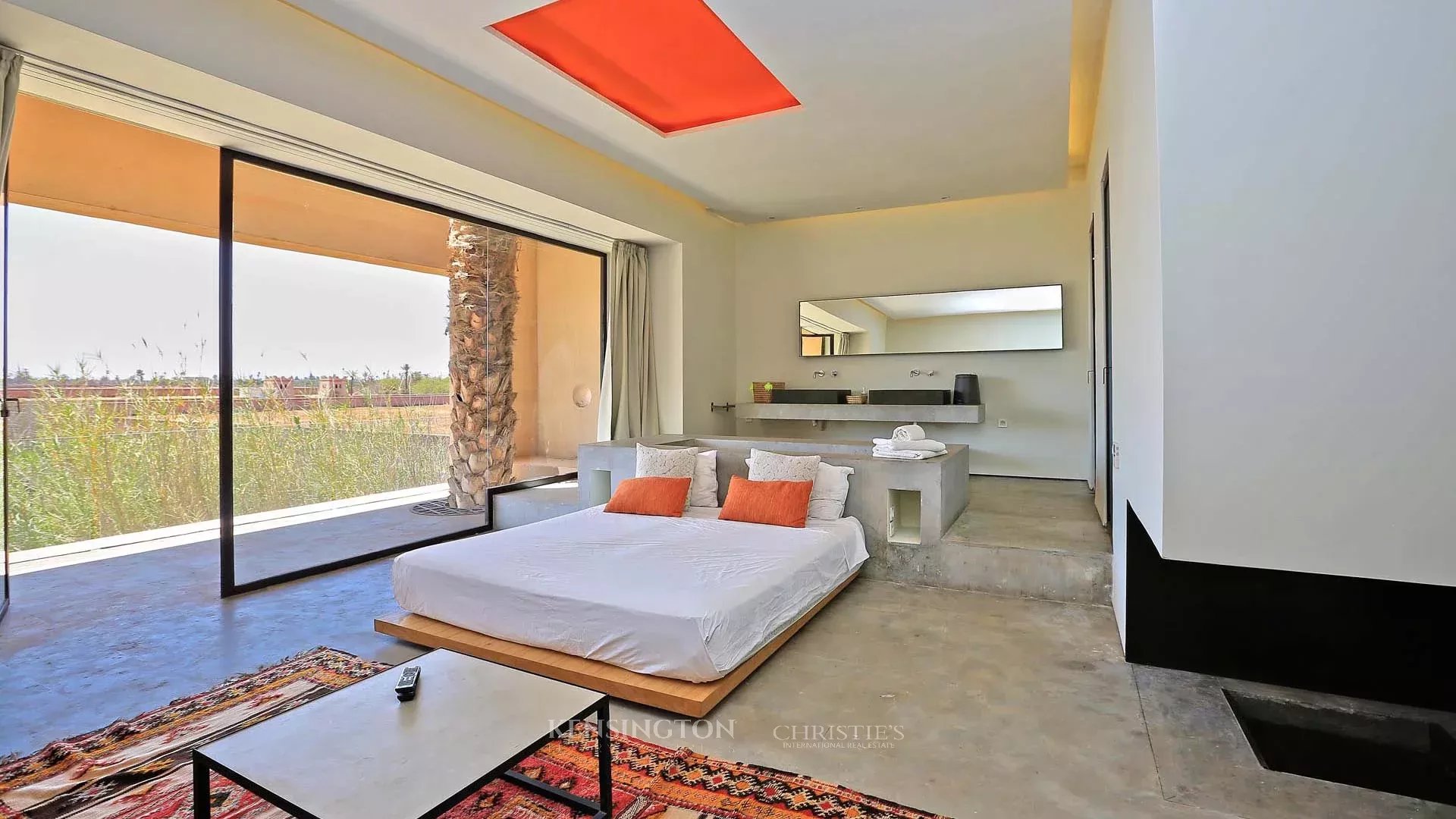 6 Bedroom Villa/Townhouse's Image 37