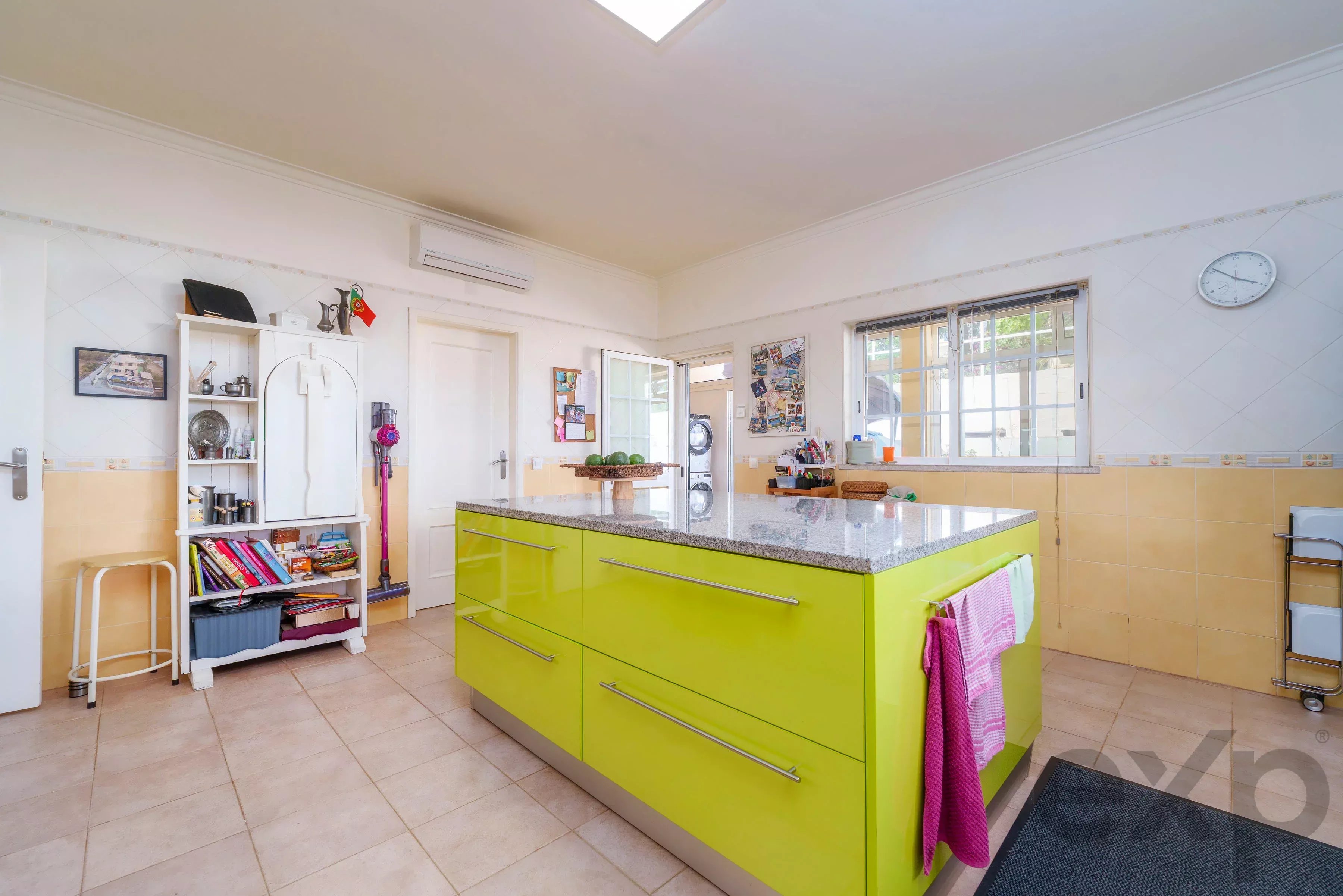 A fantastic, charming 4-bedroom villa with a garden and swimming pool on the outskirts of Olhão 87006245 image 17