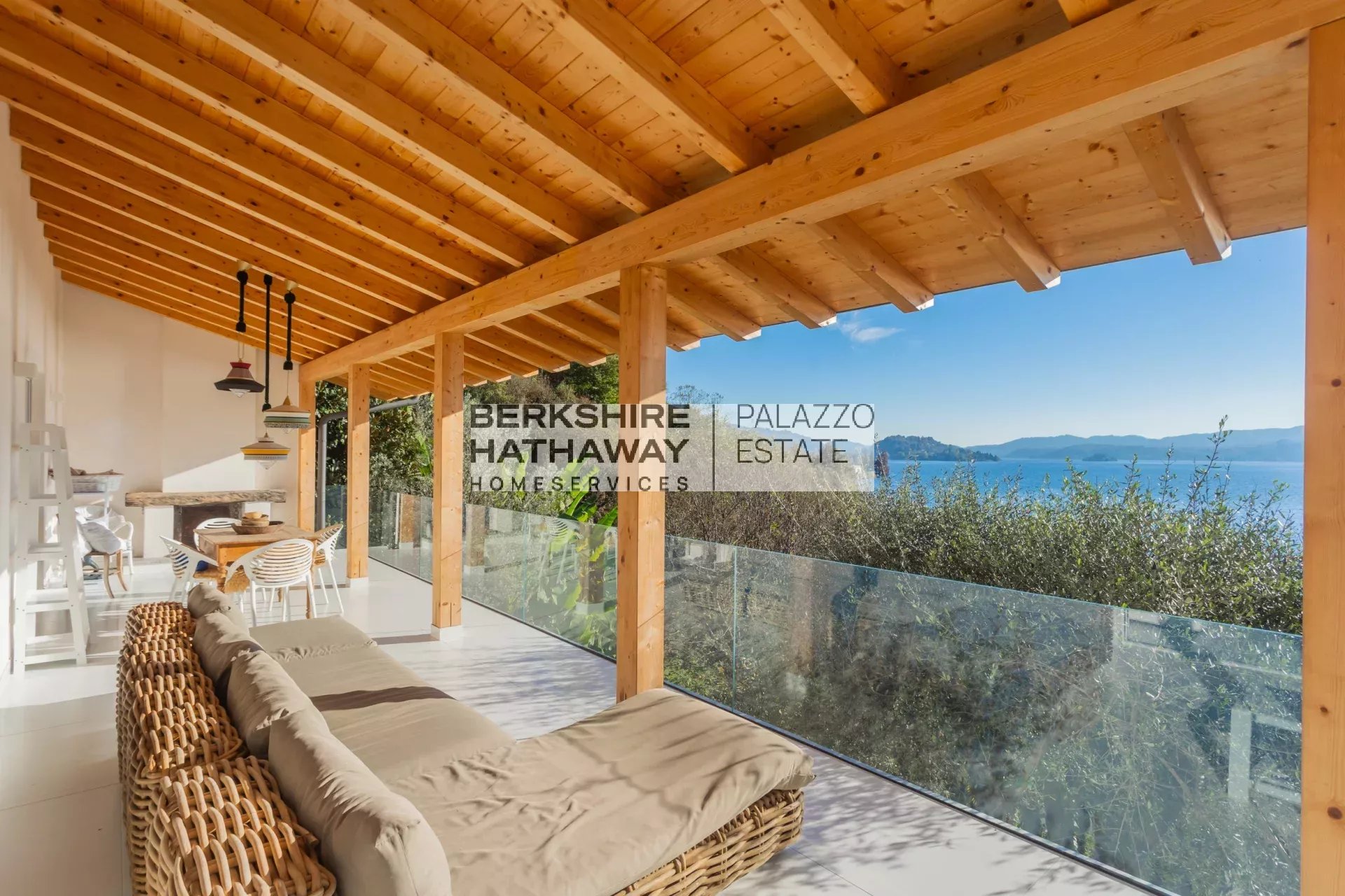 Villa in Orta San Giulio - view 1