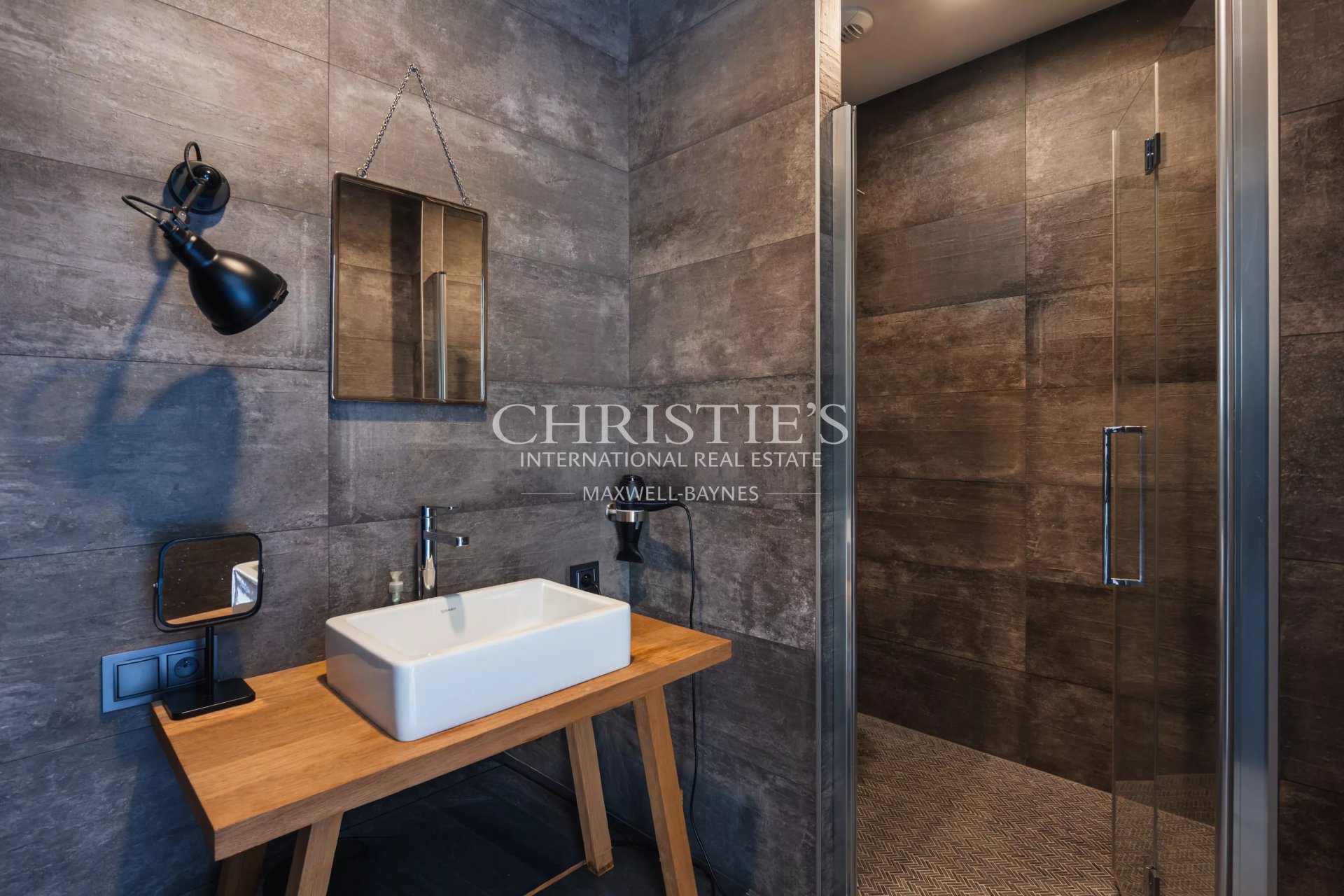 4 Bedroom Villa/Townhouse's Image 13