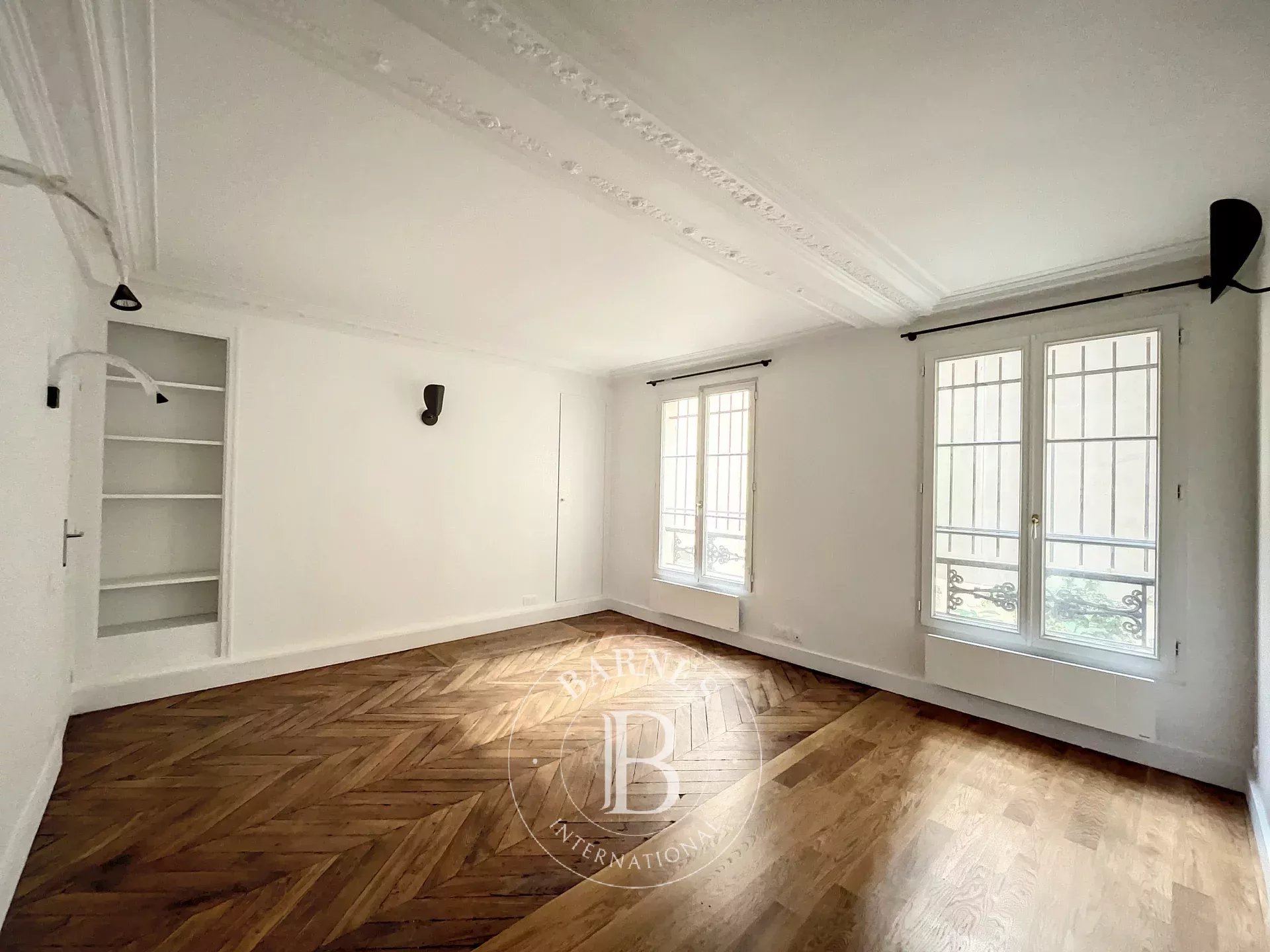 Daire Paris 8ème - picture 6