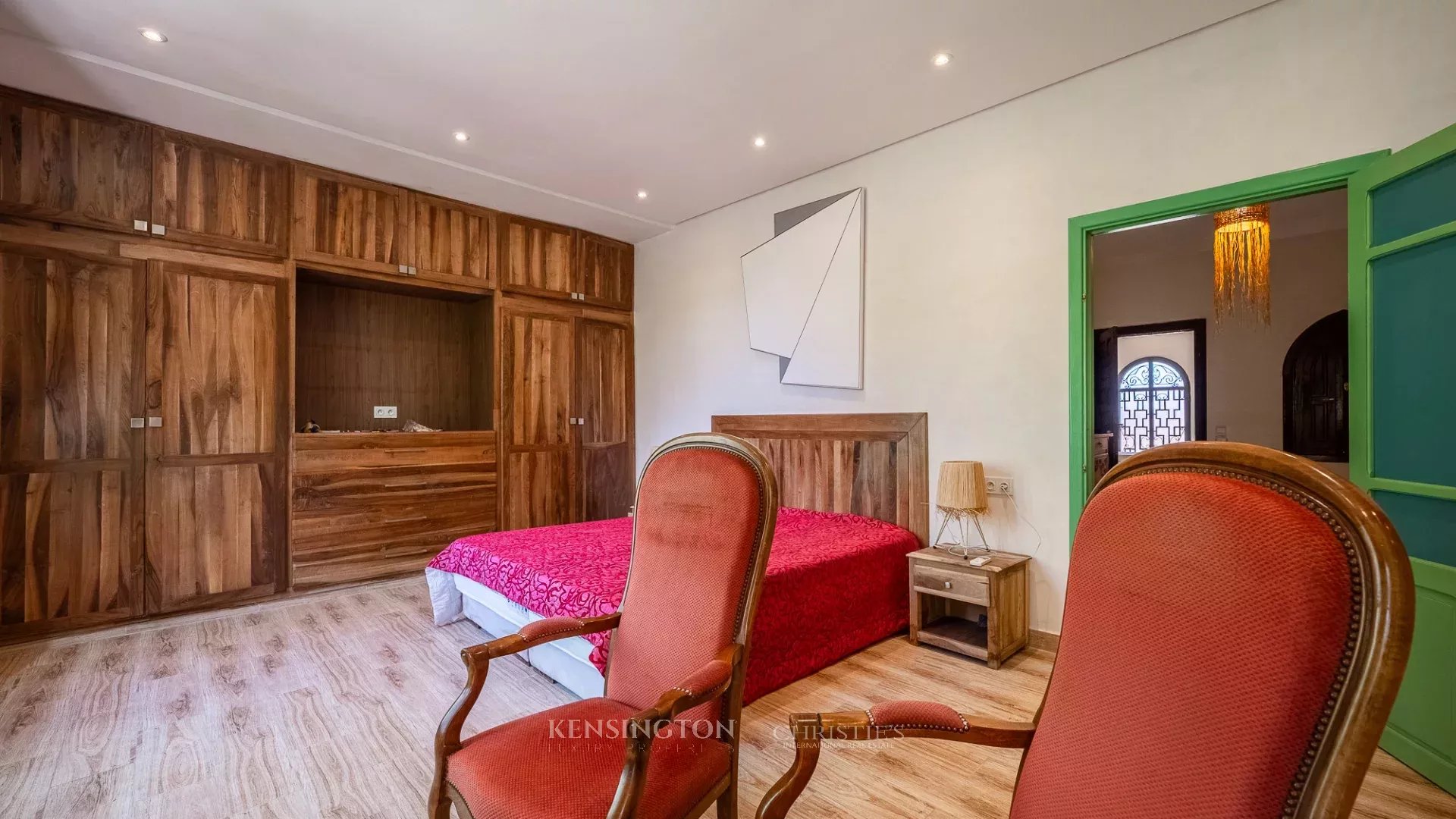 9 Bedroom Villa/Townhouse's Image 48