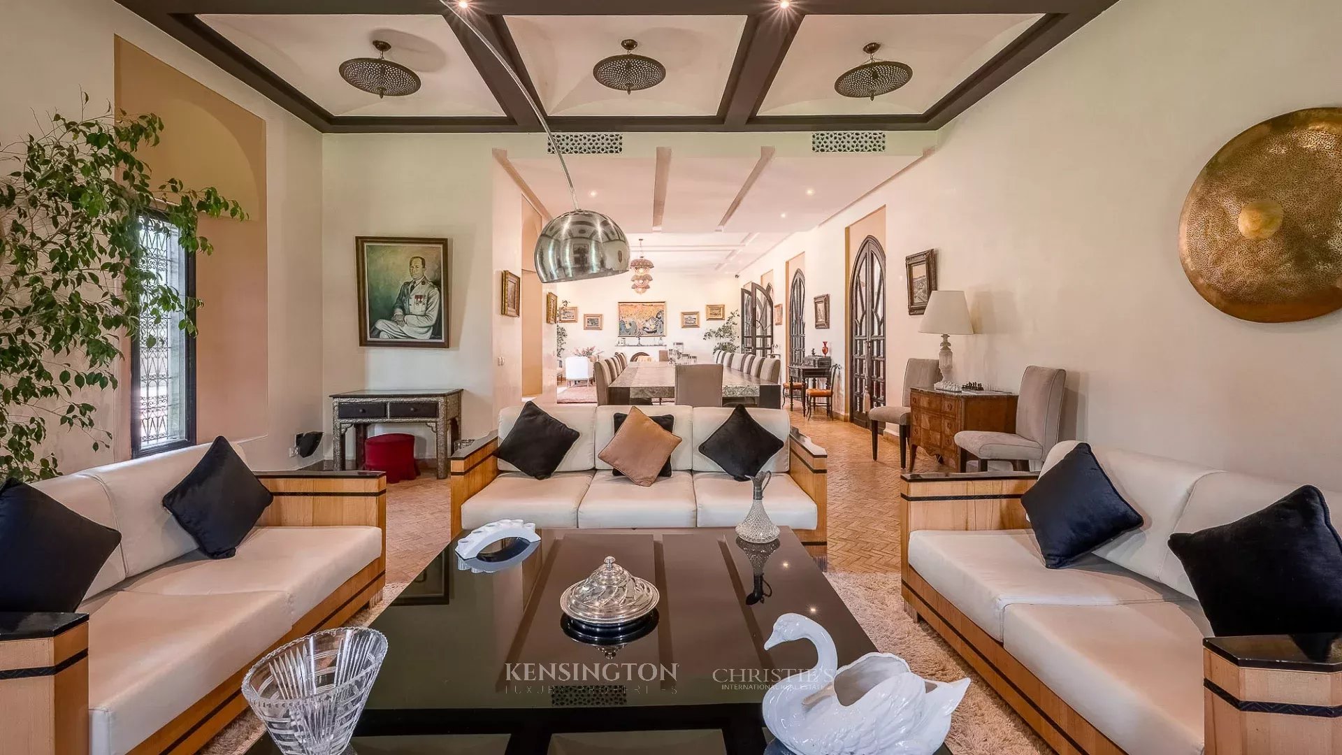 11 Bedroom Villa/Townhouse's Image 5