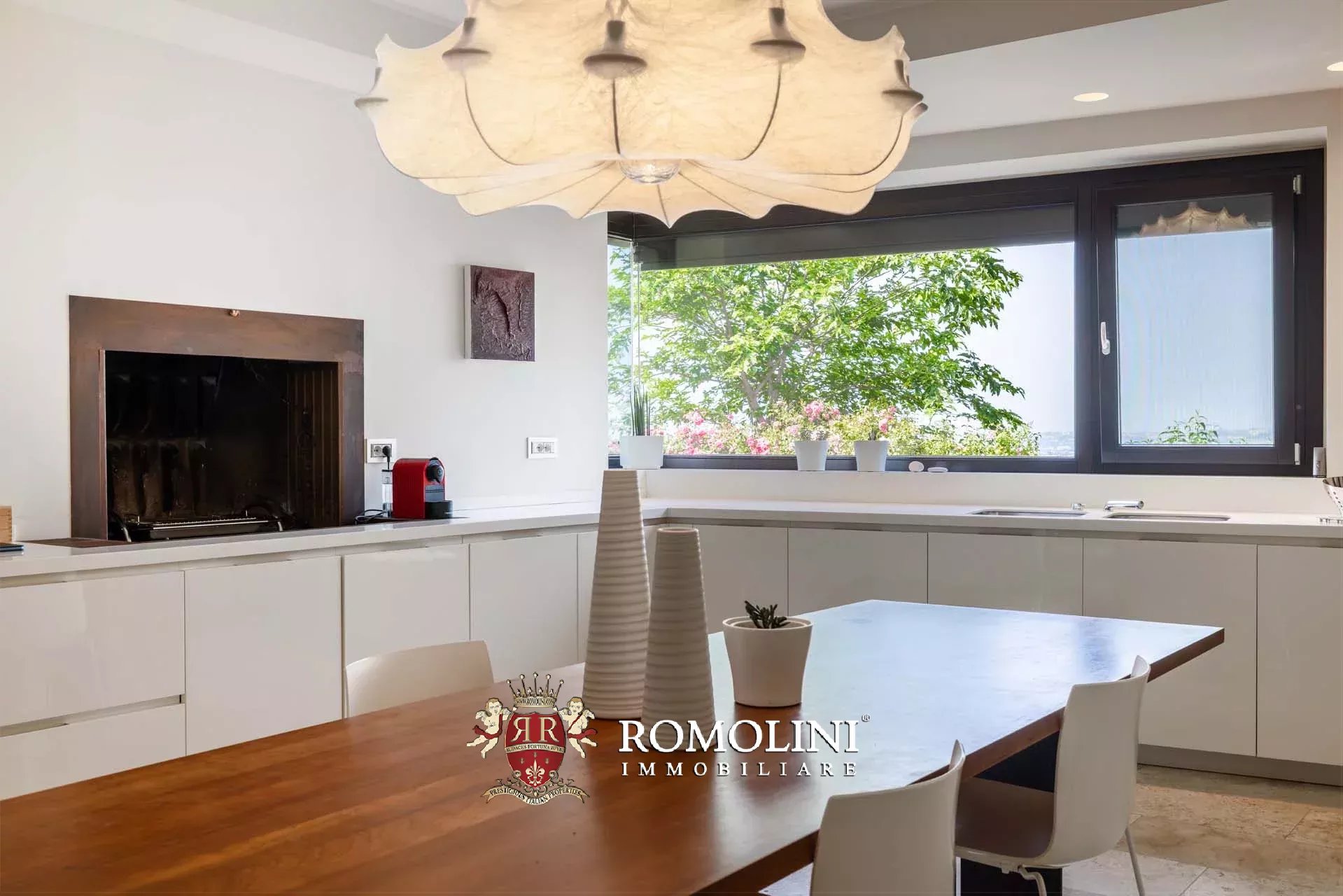 5 Bedroom Villa/Townhouse's Image 26