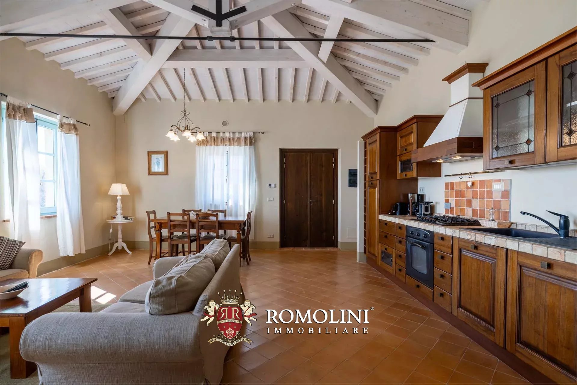 LUXUSANLAGE MIT 19 WOHNUNGEN IN DER TOSKANA, VAL D'ORCIA