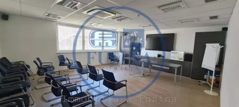 Magazzino---Capannone-in-vendita---Egna-3