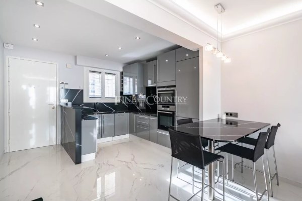 Apartment for sale Cannes Croisette — photo 2