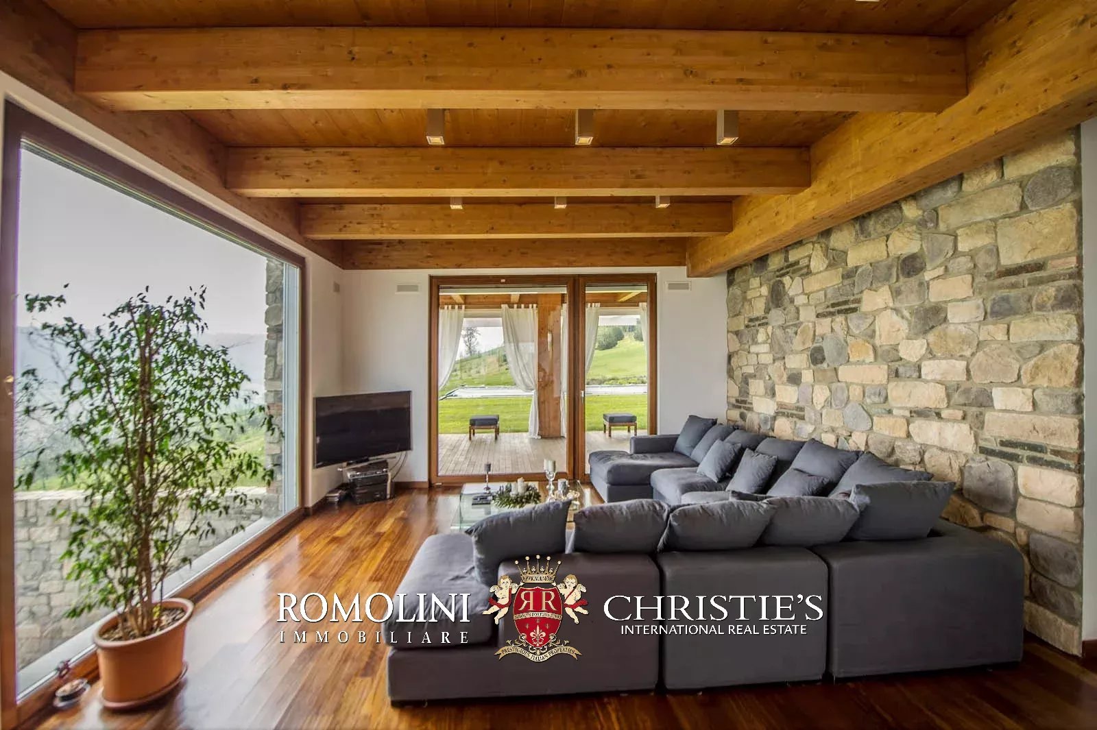 3 Bedroom Villa/Townhouse's Image 31