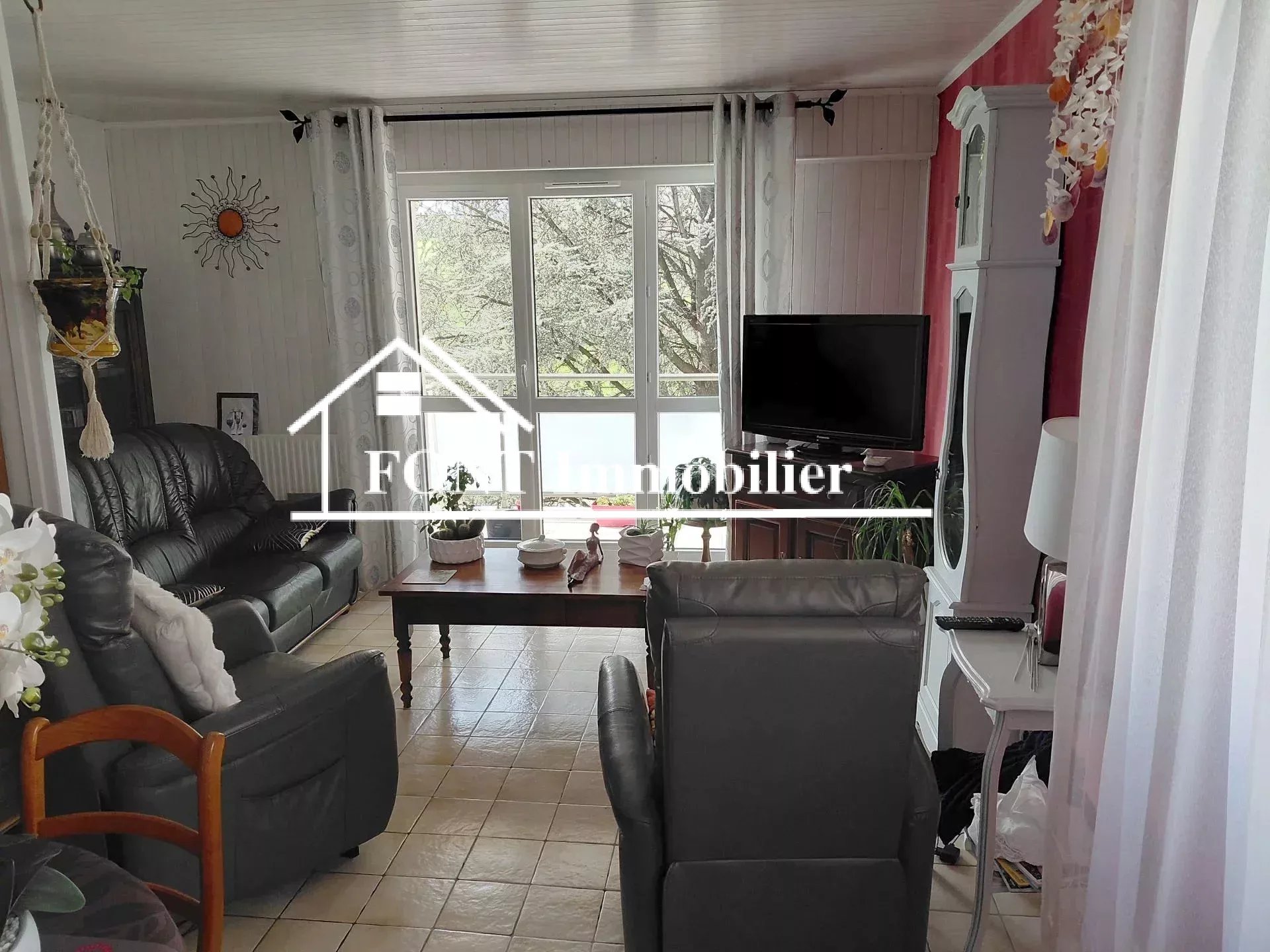 SAINT-CHAMOND, FONSALA, BEL APPARTEMENT TYPE 4