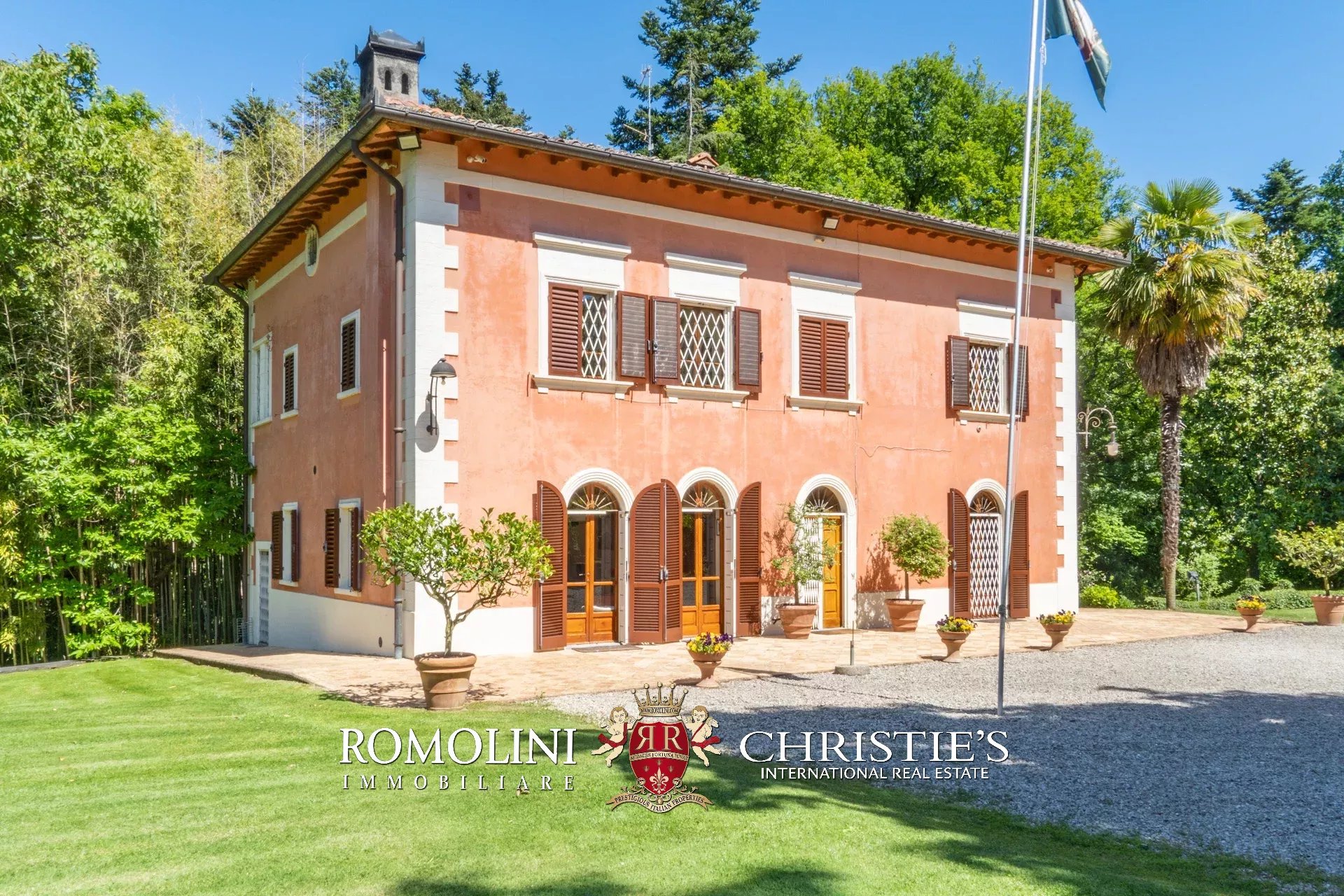 8 Bedroom Villa/Townhouse's Image 64