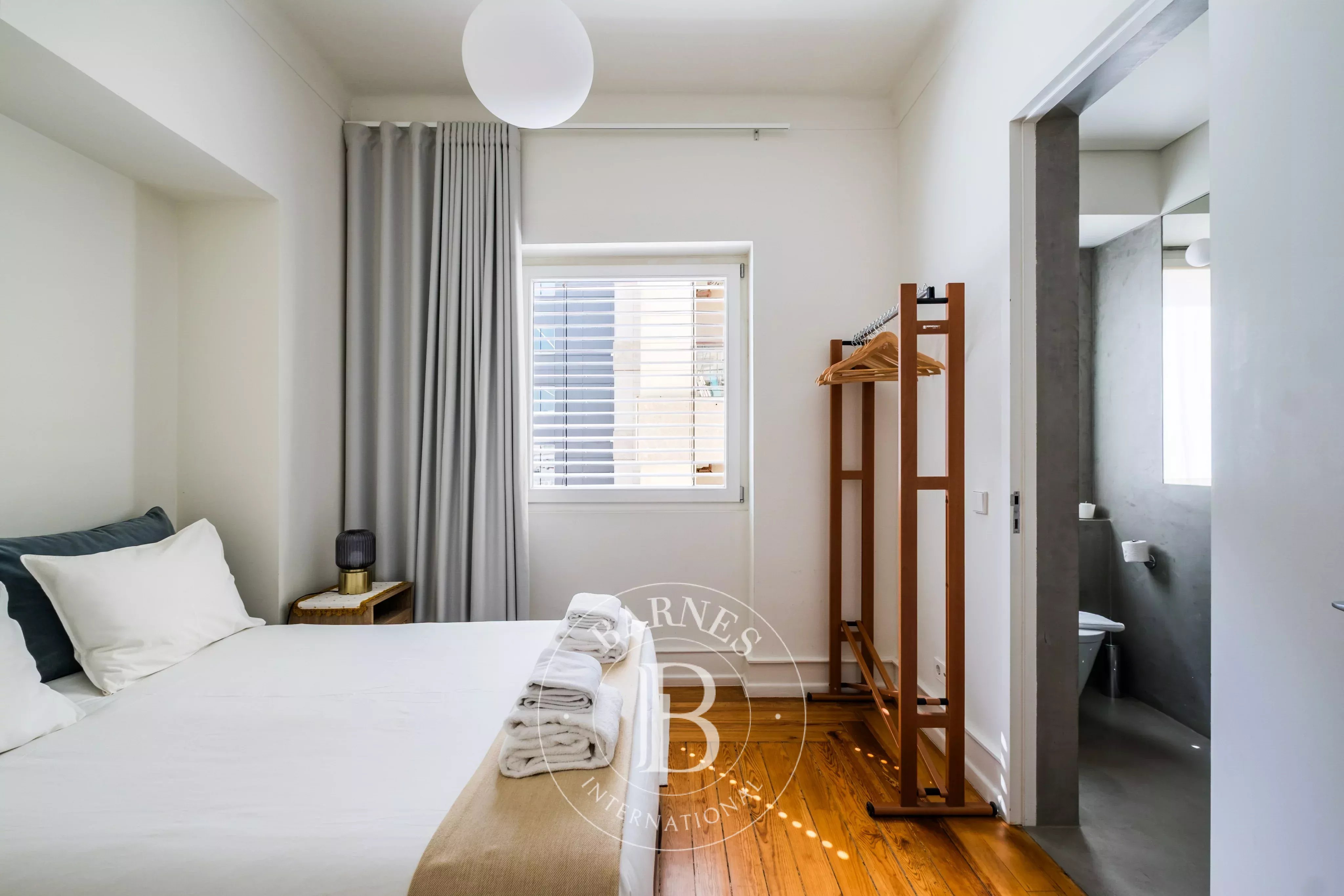 Centrality and comfort