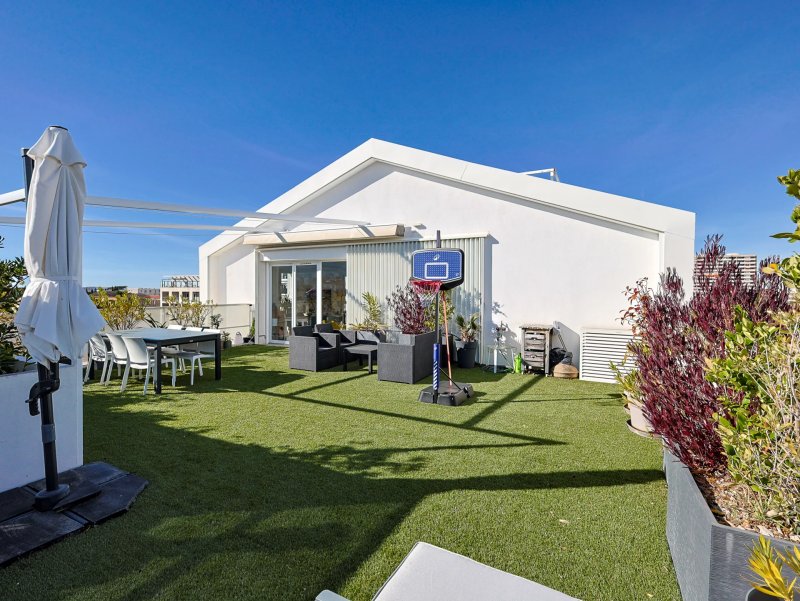 For Sale Apartment | Marseille 8ème - picture 2