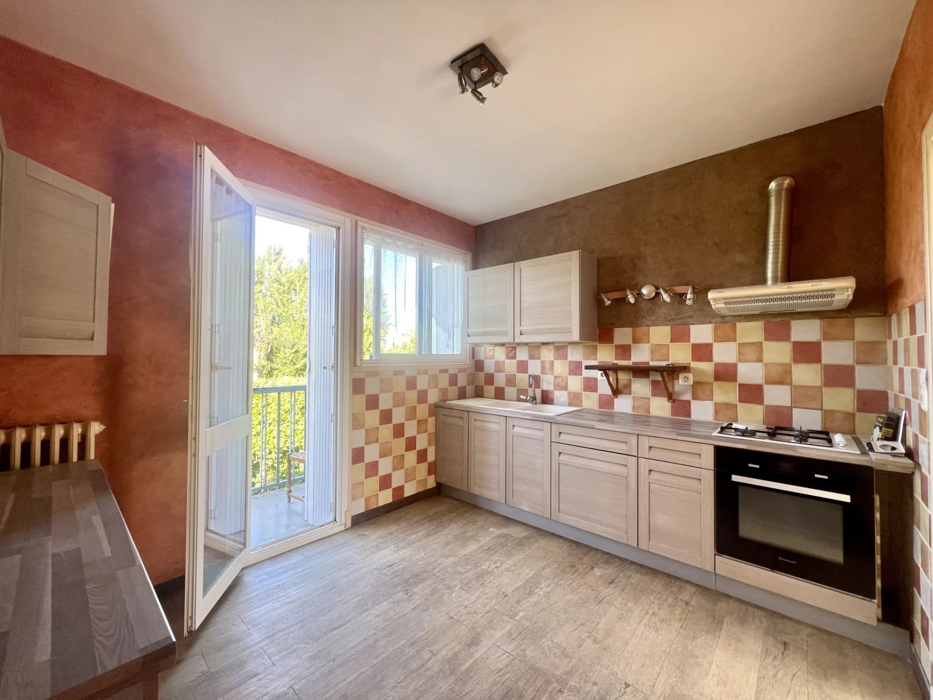Castanet Tolosan / Pompertuzat Appartement de type 4 avec de
