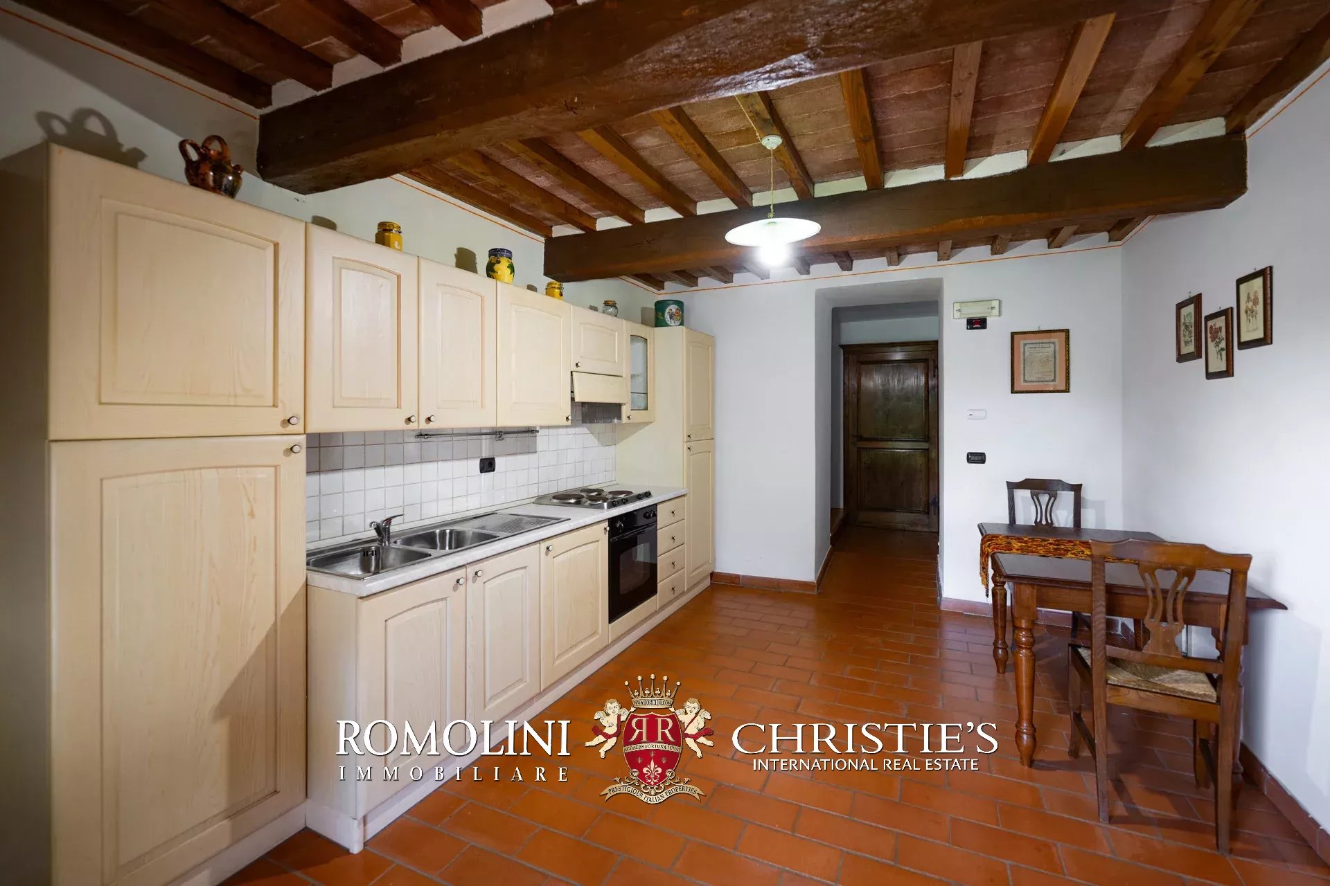 16 Bedroom Villa/Townhouse's Image 18