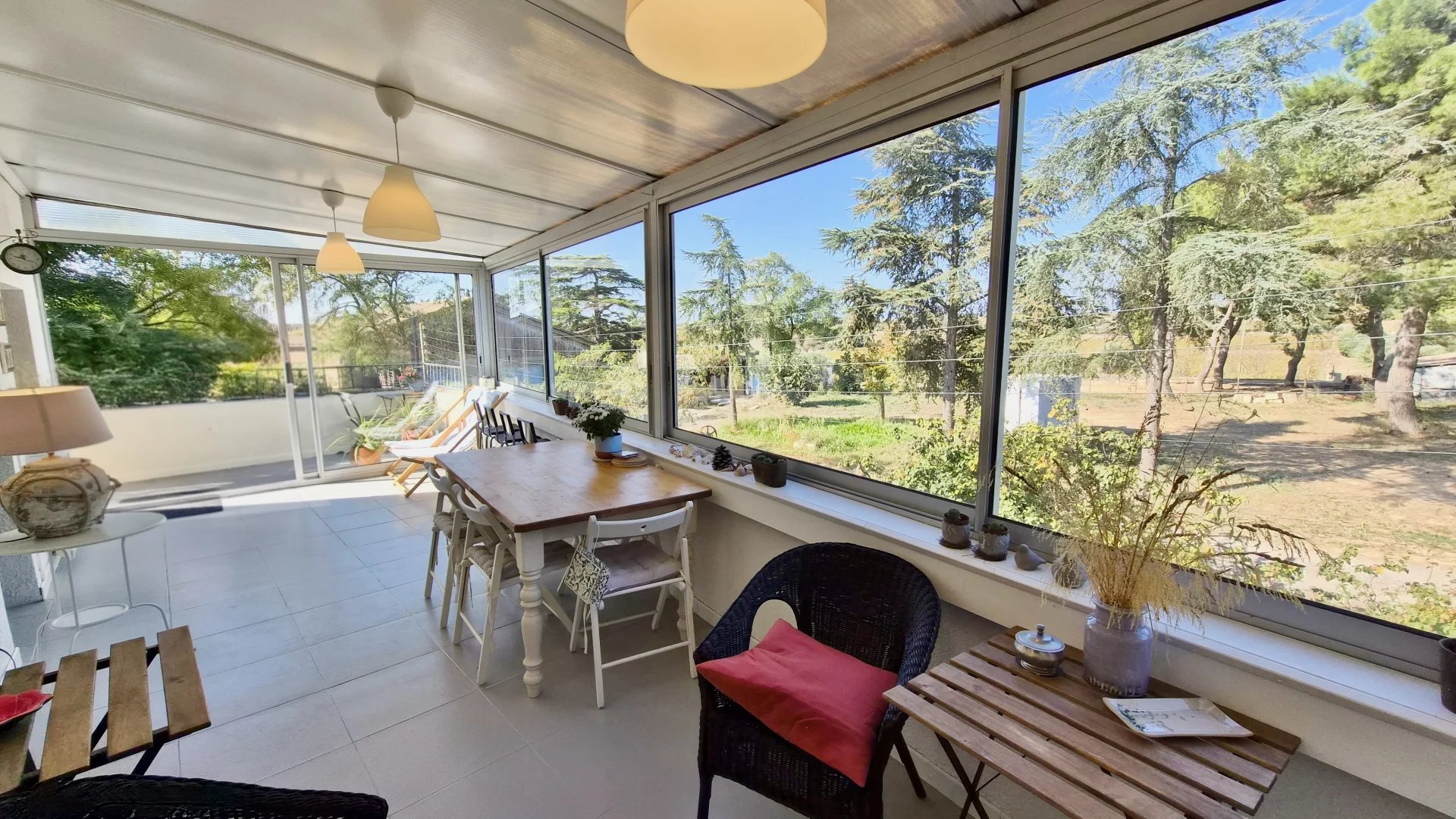 Agence immobilière de 