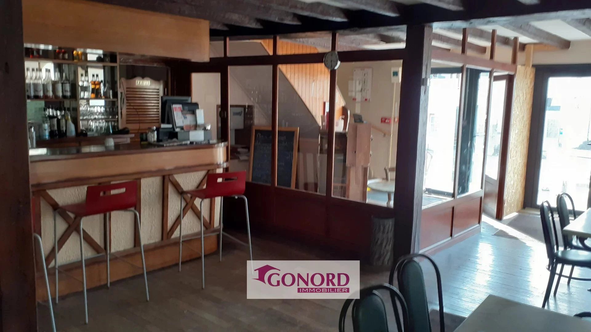 Vente Local et fonds de commerce Secondigny