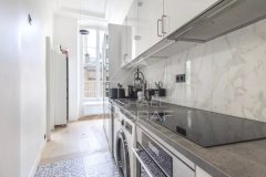 Elegant Haussmannian Family Apartment for Sale in Paris, France — photo 5 of 7