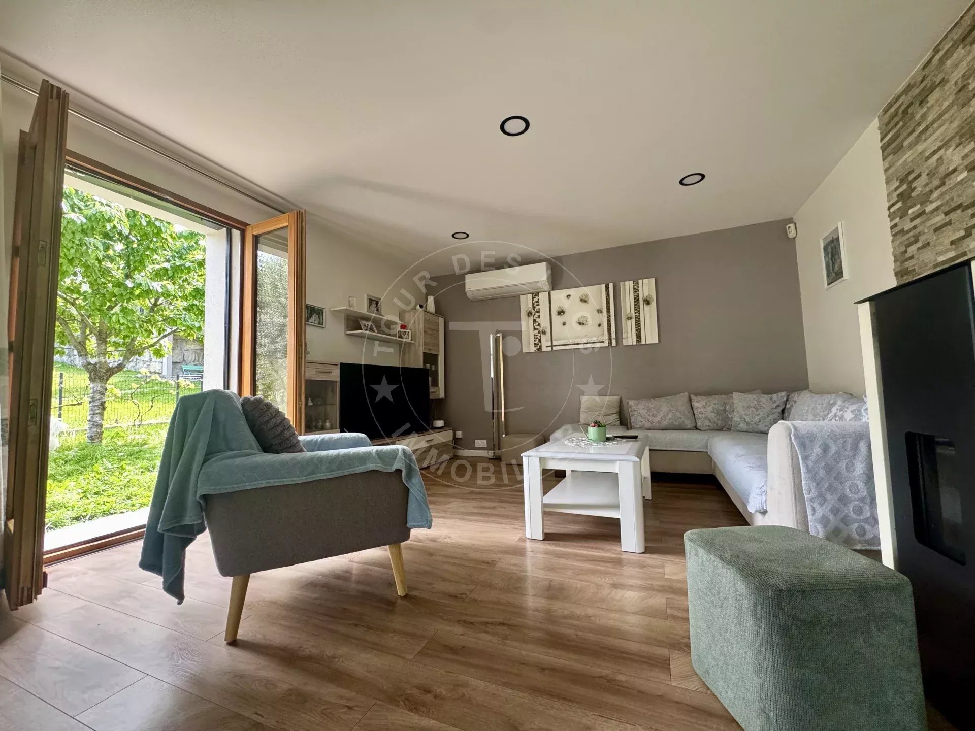 Agence immobilière de 