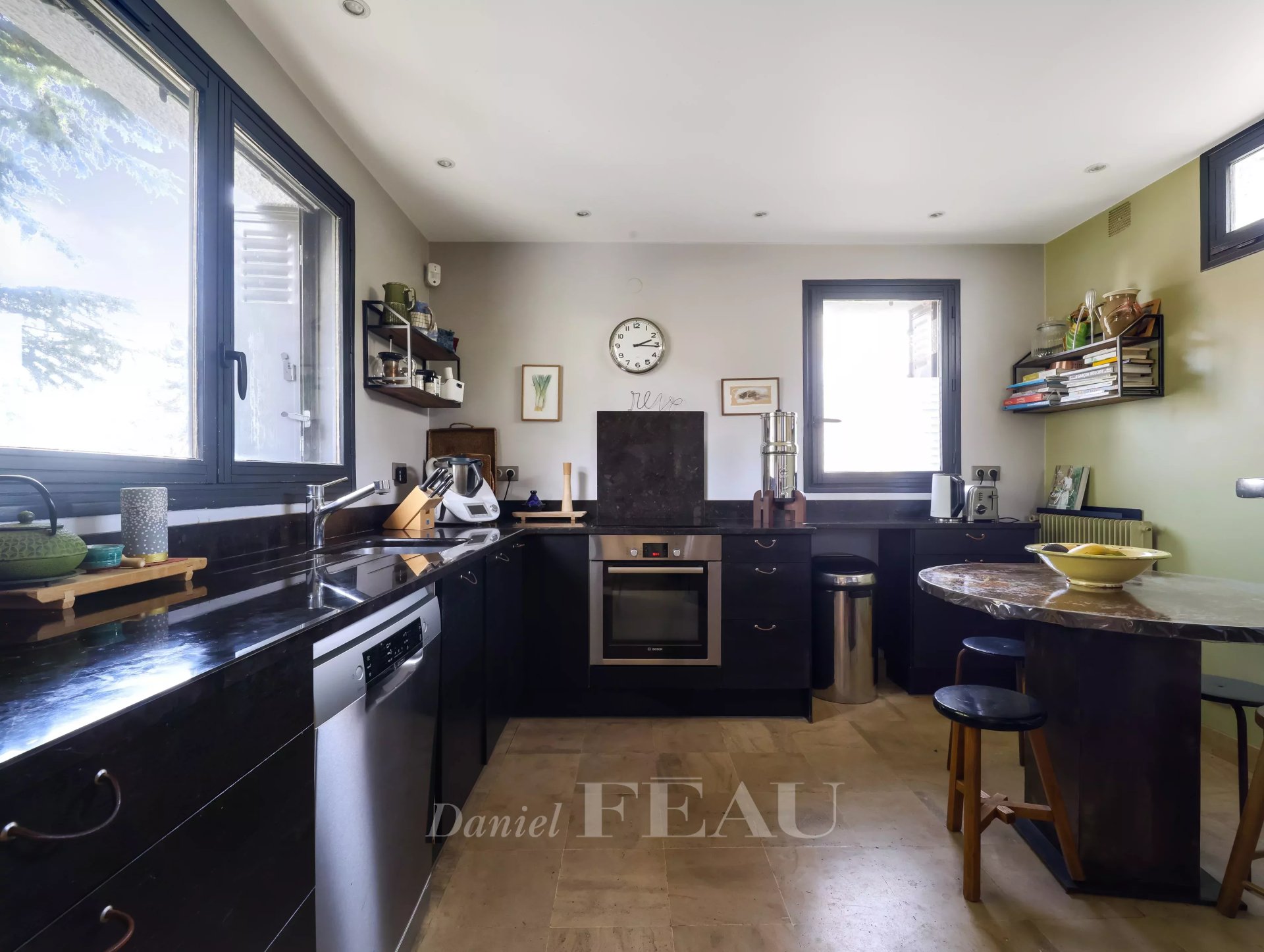 4 Bedroom Villa/Townhouse's Image 4