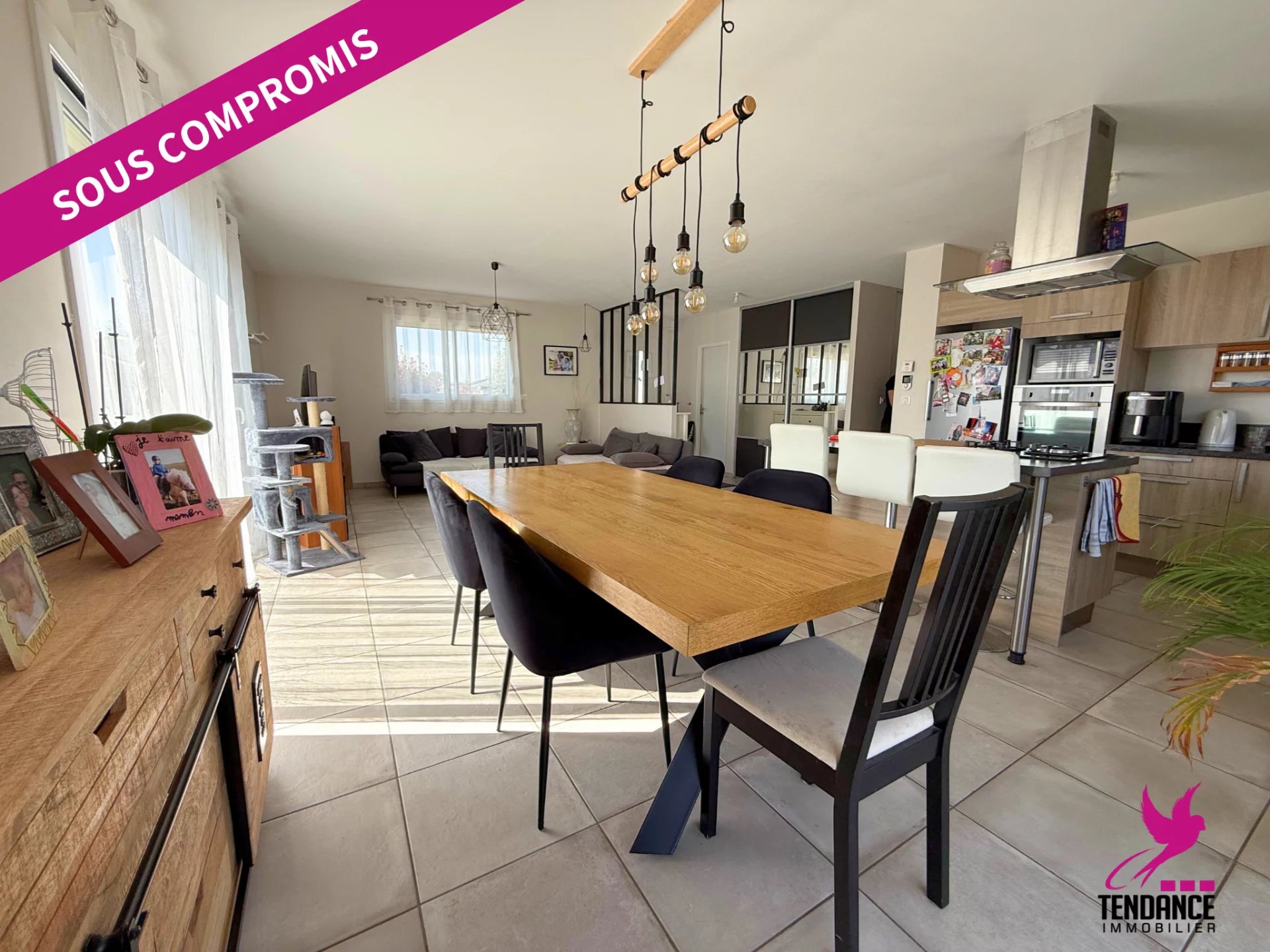 Villa 5 pièces sur 761 m² de Terrain avec Garage.