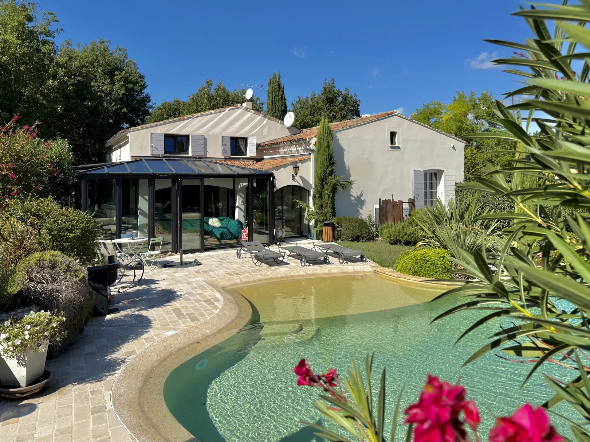 MAISON FAMILIALE - PONT DES TROIS SAUTETS