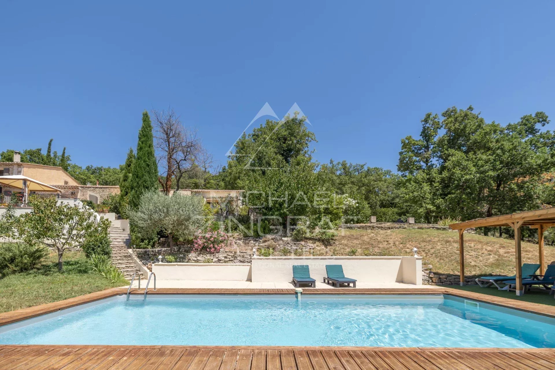 7 Bedroom Villa/Townhouse's Image 8