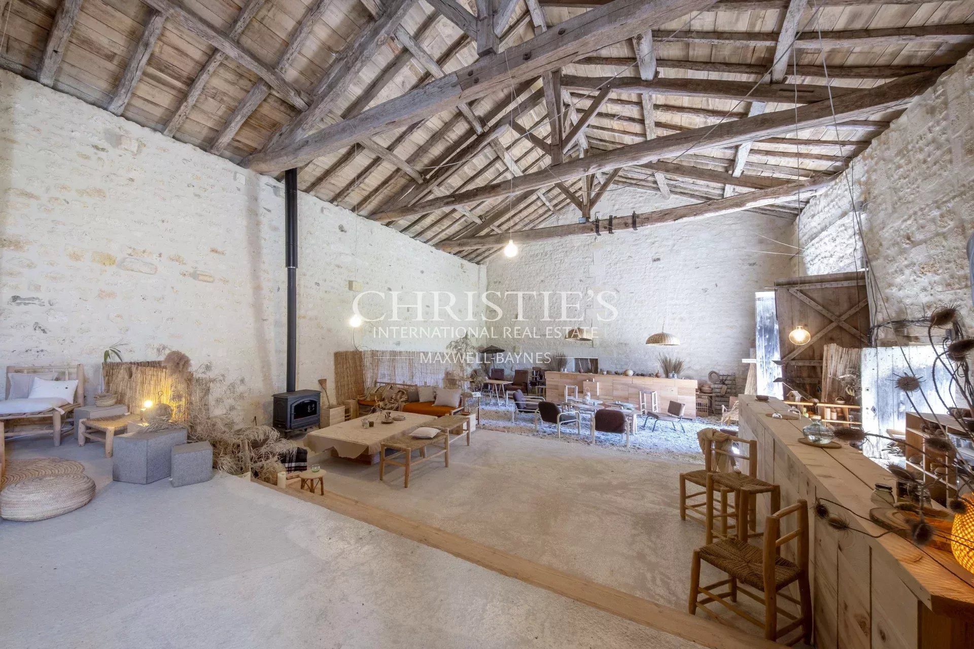 8 Bedroom Chateau's Image 36