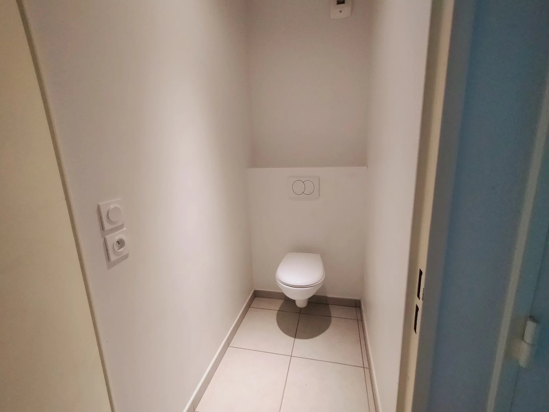 481432 Location Lyon 8ème