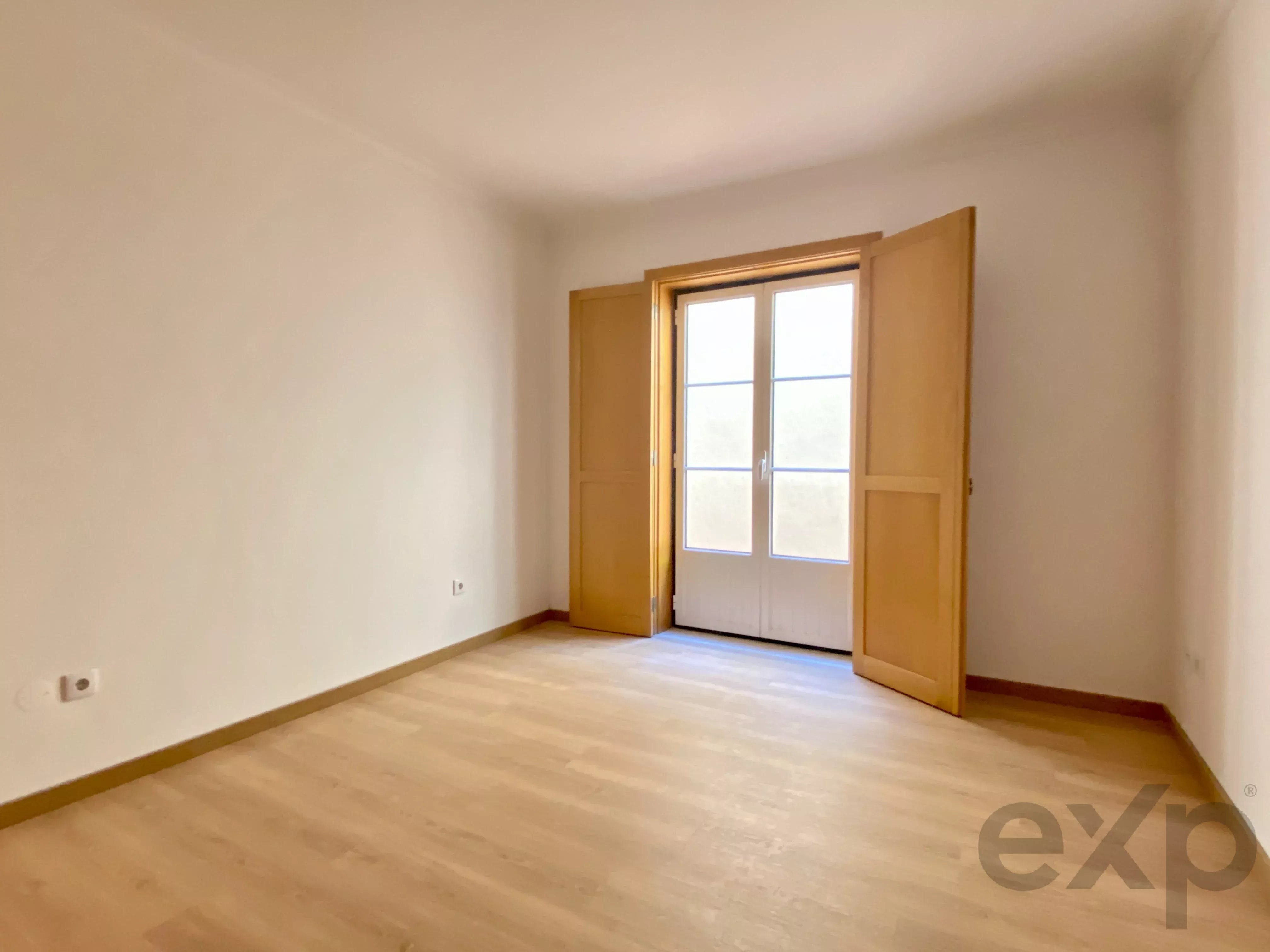 Renovated building - Quiet street in Bairro Alto, Lisbon 87014795 image 13