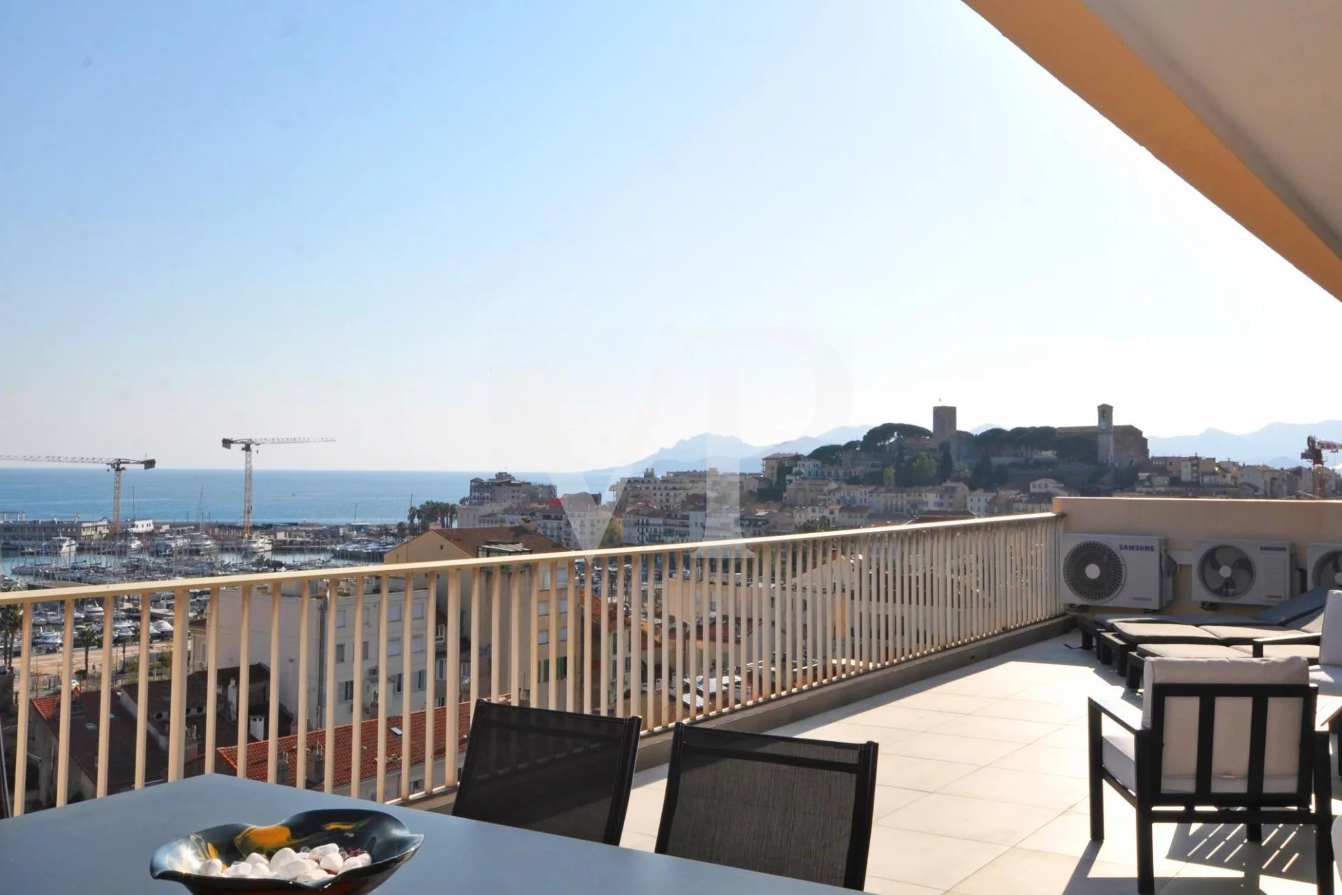 Verkauf - Wohnung Cannes (Suquet) - 1 575 000 €