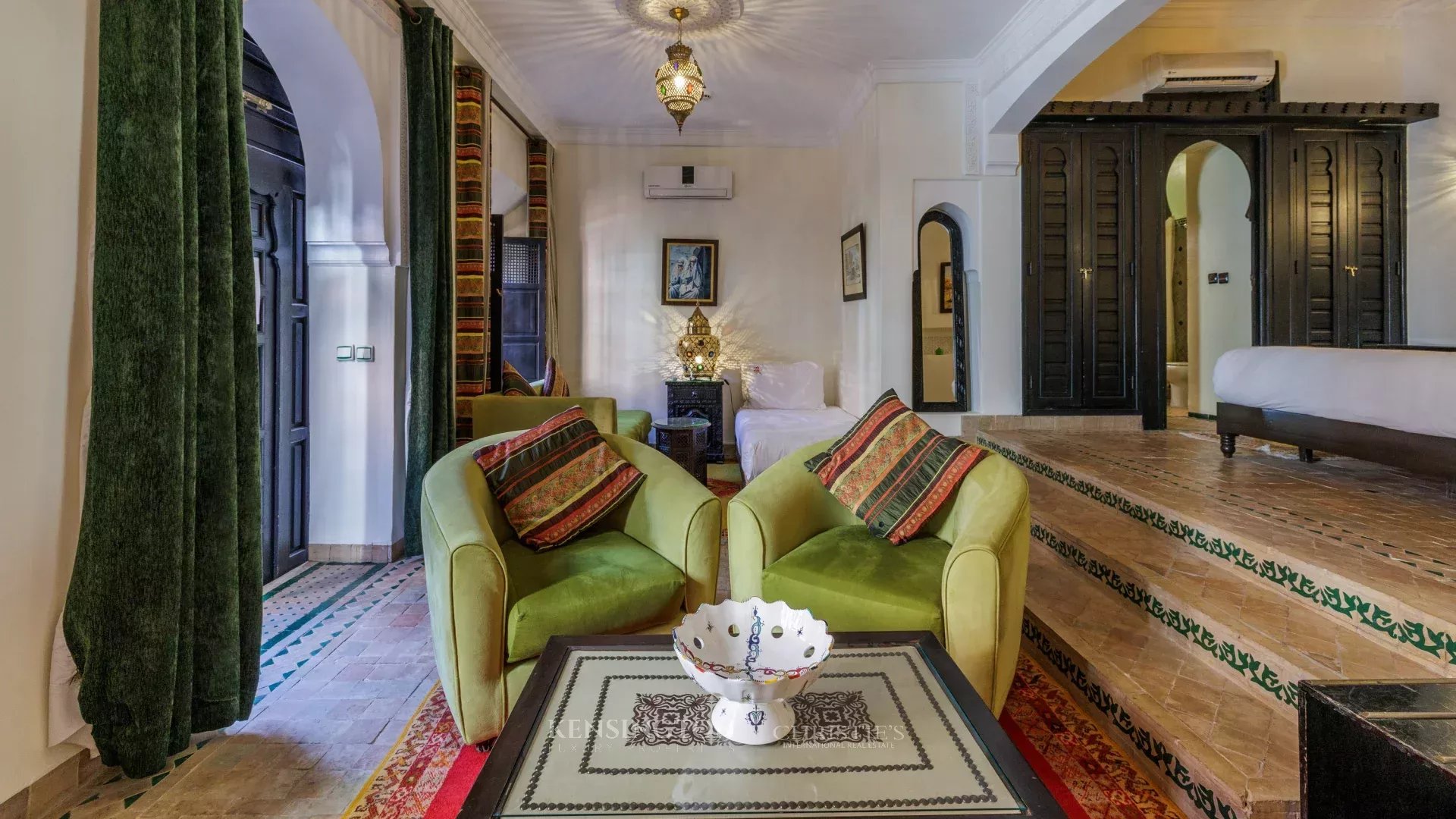 18 Bedroom Villa/Townhouse's Image 21