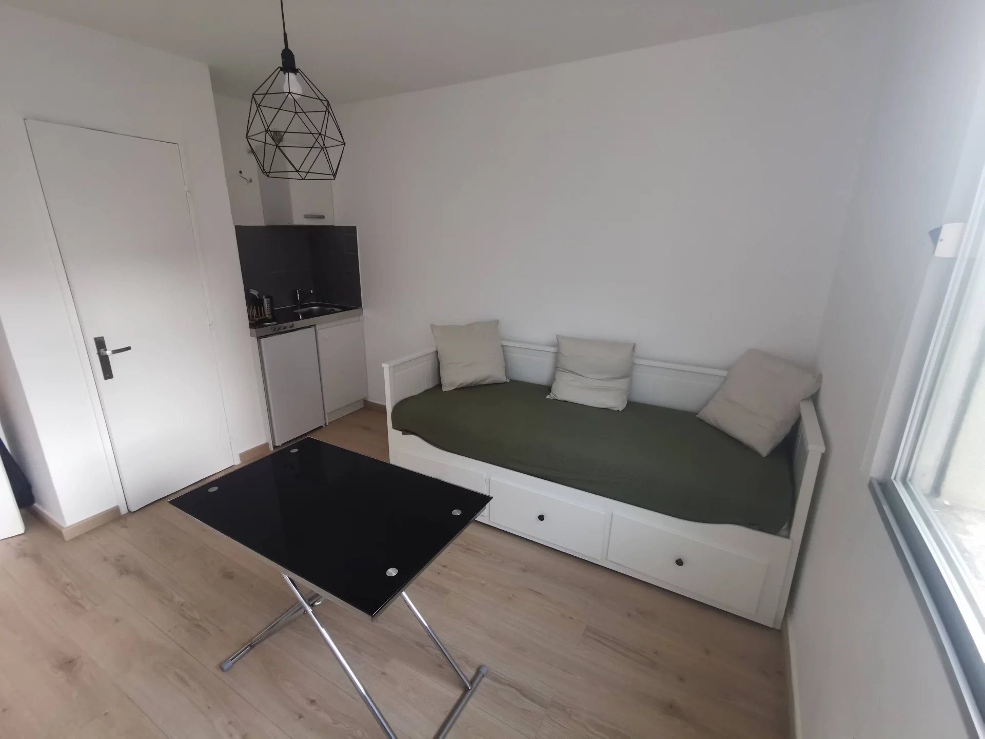 STUDIO MEUBLE/ NICE