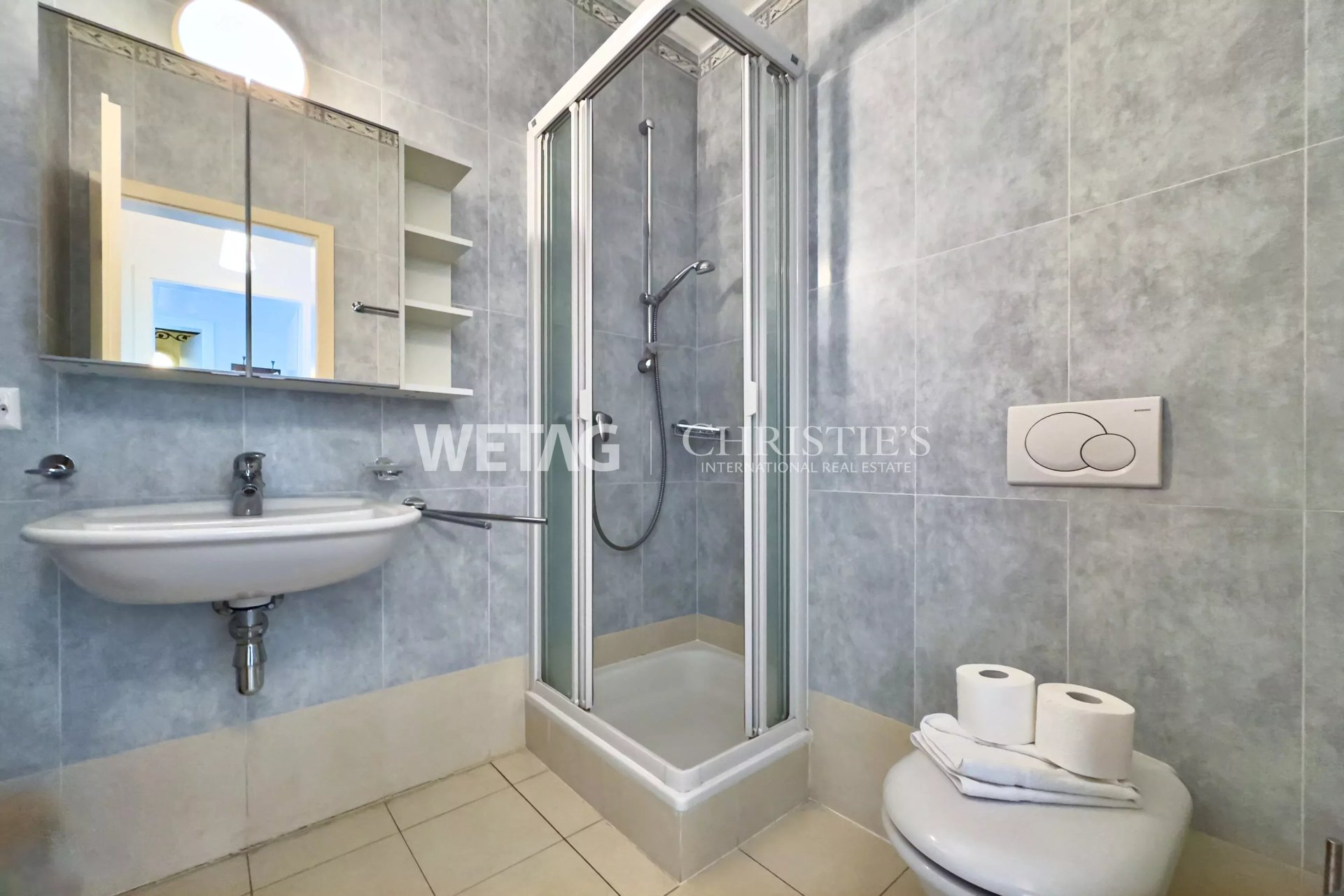 3 Bedroom Apartment/Flat's Image 7