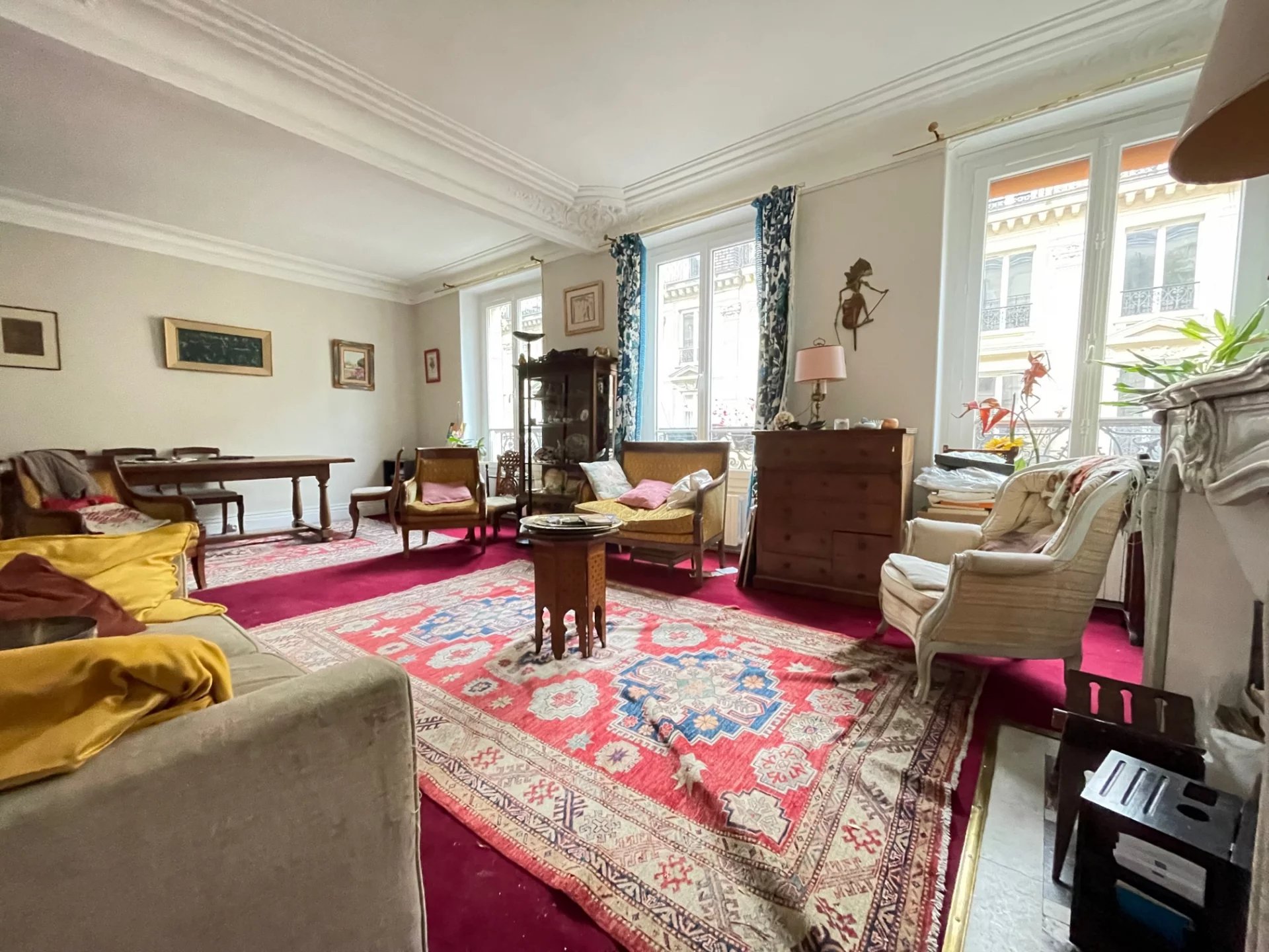 4 pièces 2 chambres rue de Moscou !