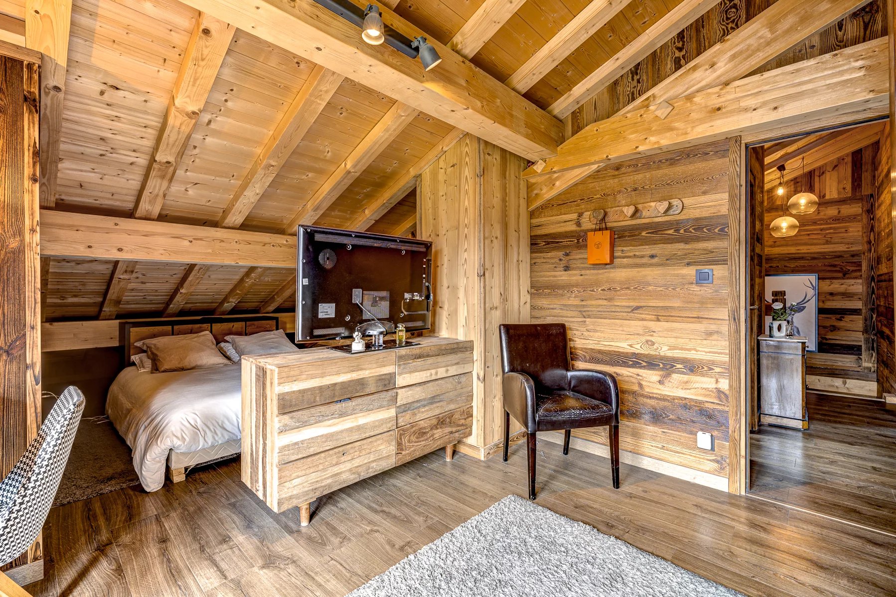 Photo of ESSERT-ROMAND - Recently built, quality 5 bedroom chalet in the heart of Essert-Romand