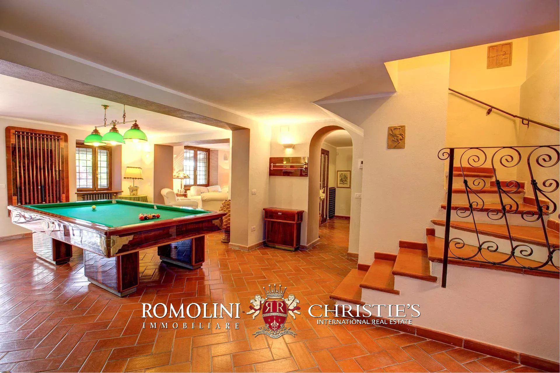 5 Bedroom Villa/Townhouse's Image 21